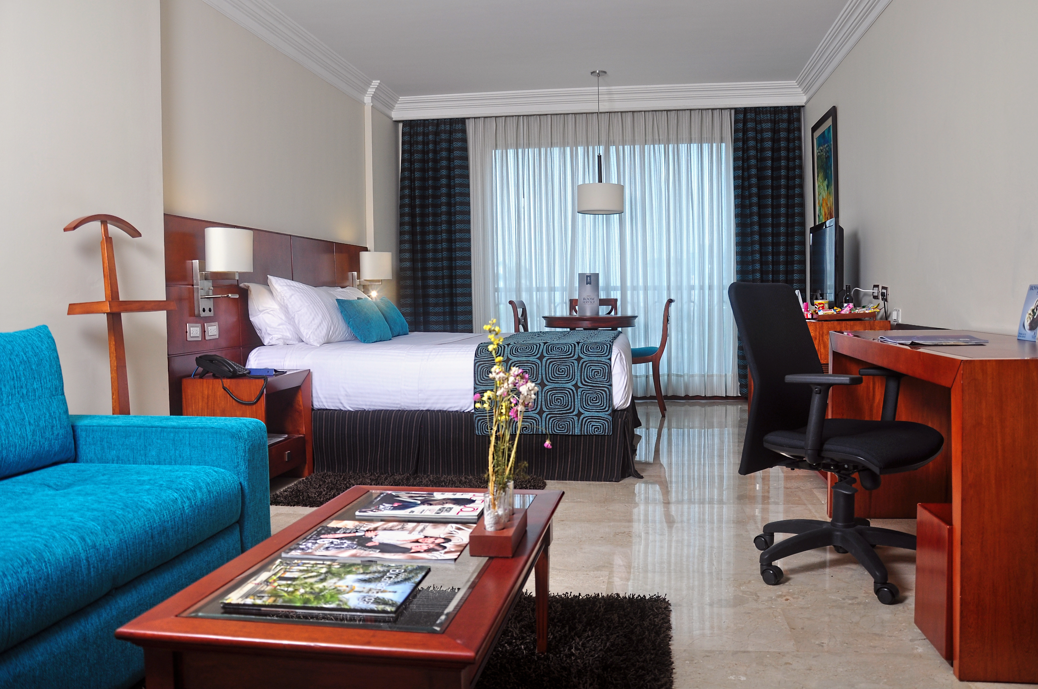 Double Queen Size Bed