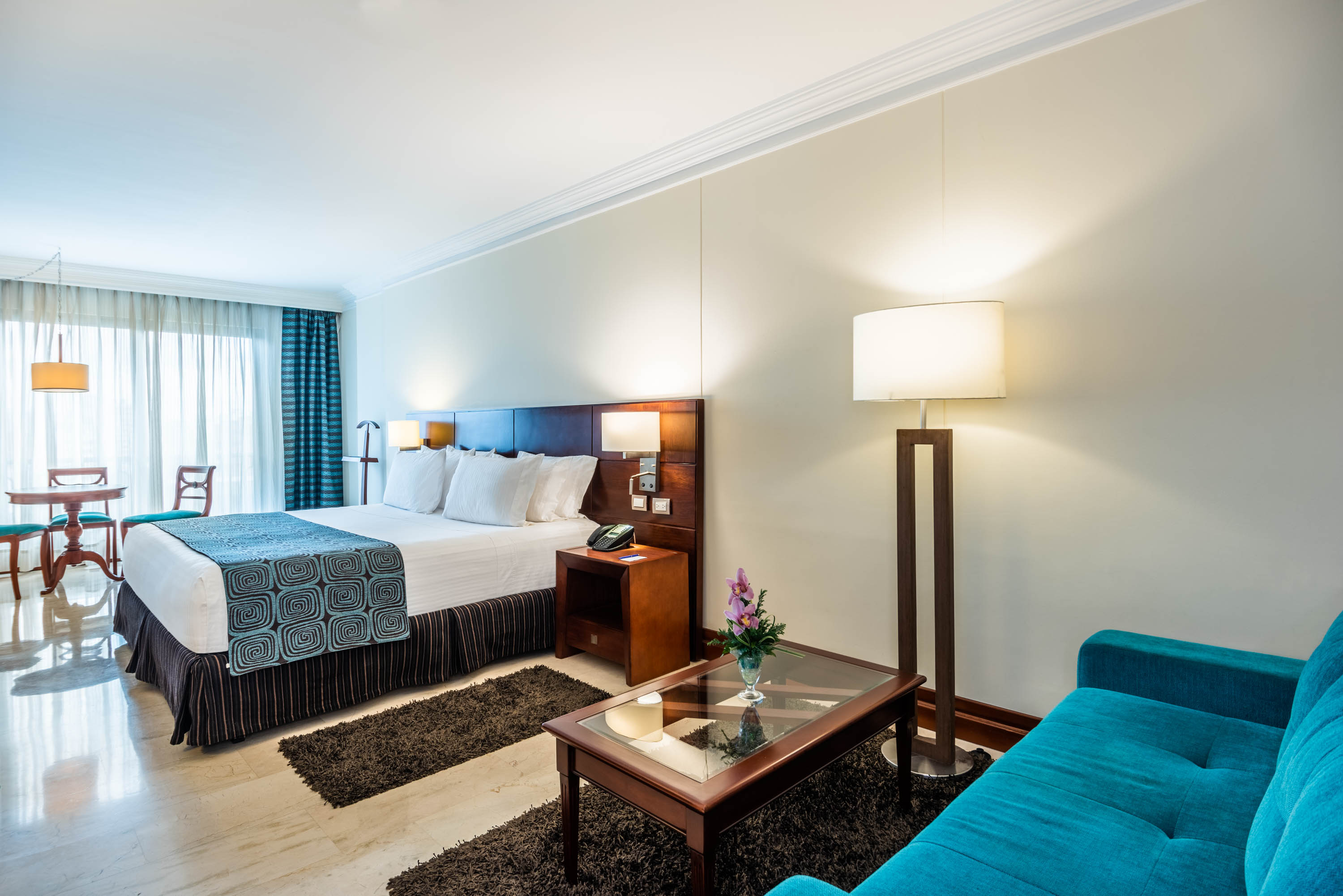 Double Queen Size Bed