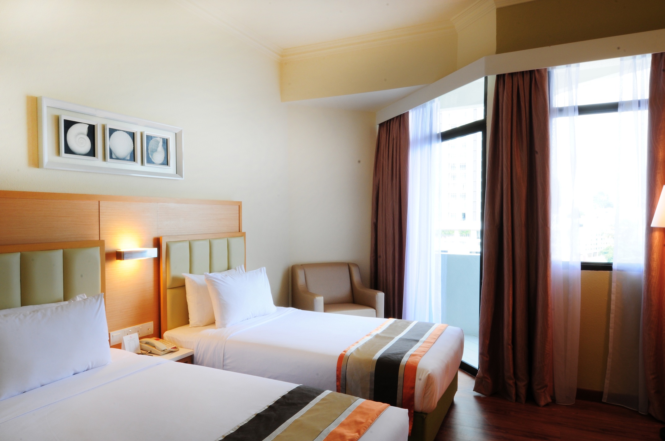 Double or Twin Deluxe