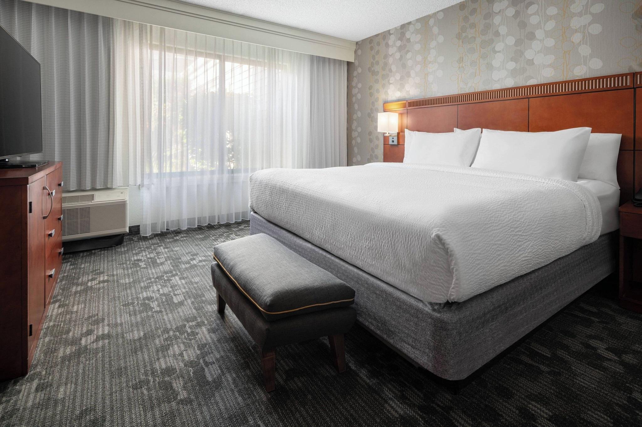 Double Accessible King Size Bed