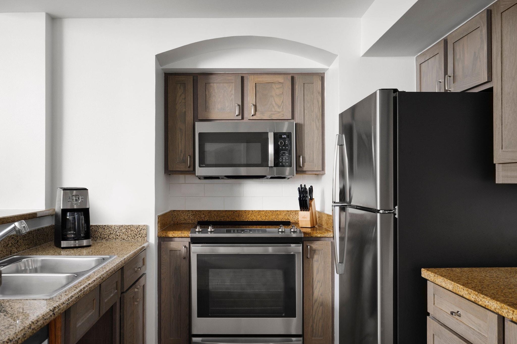 Villa Accessible King Size Bed