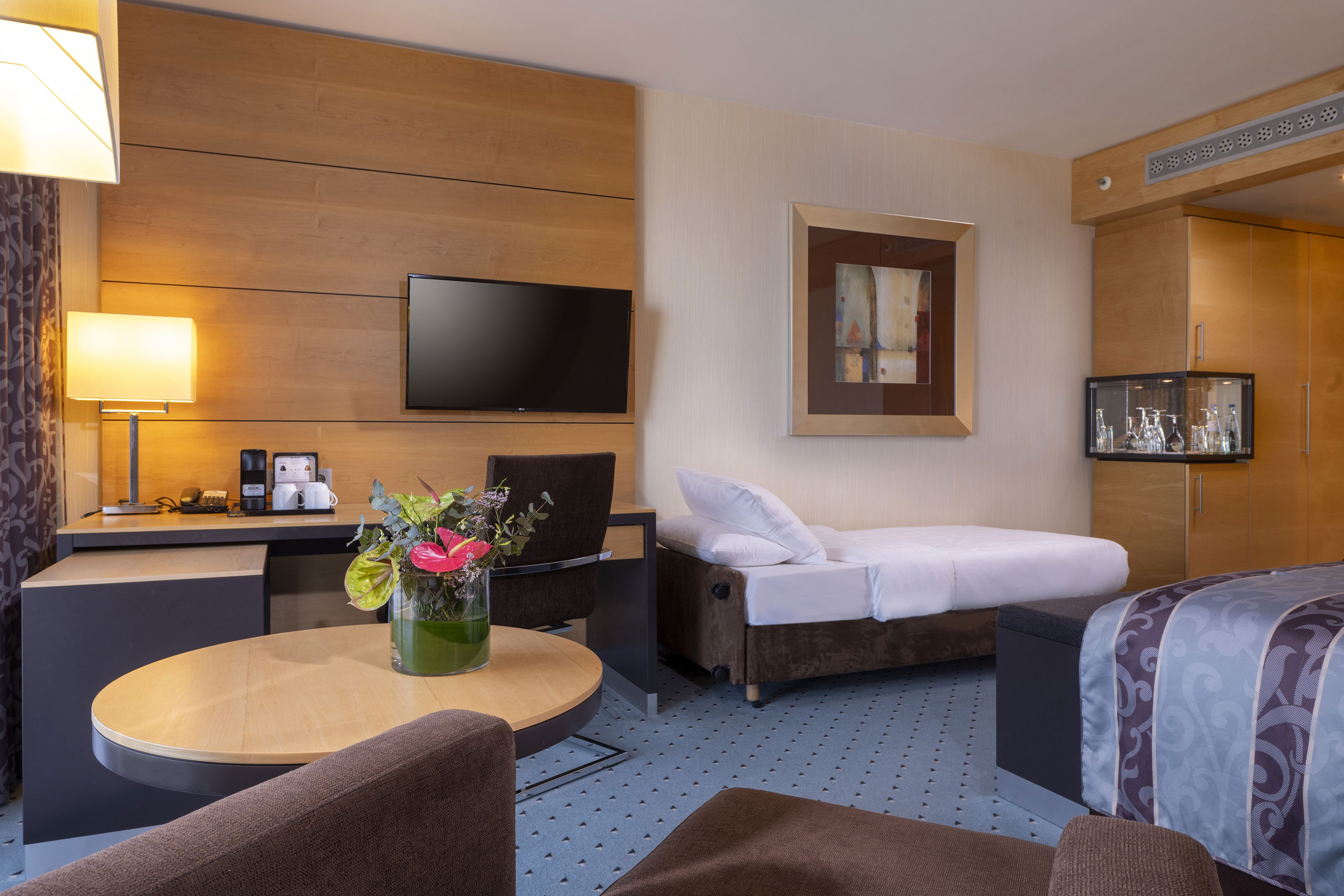 Family Room Superior