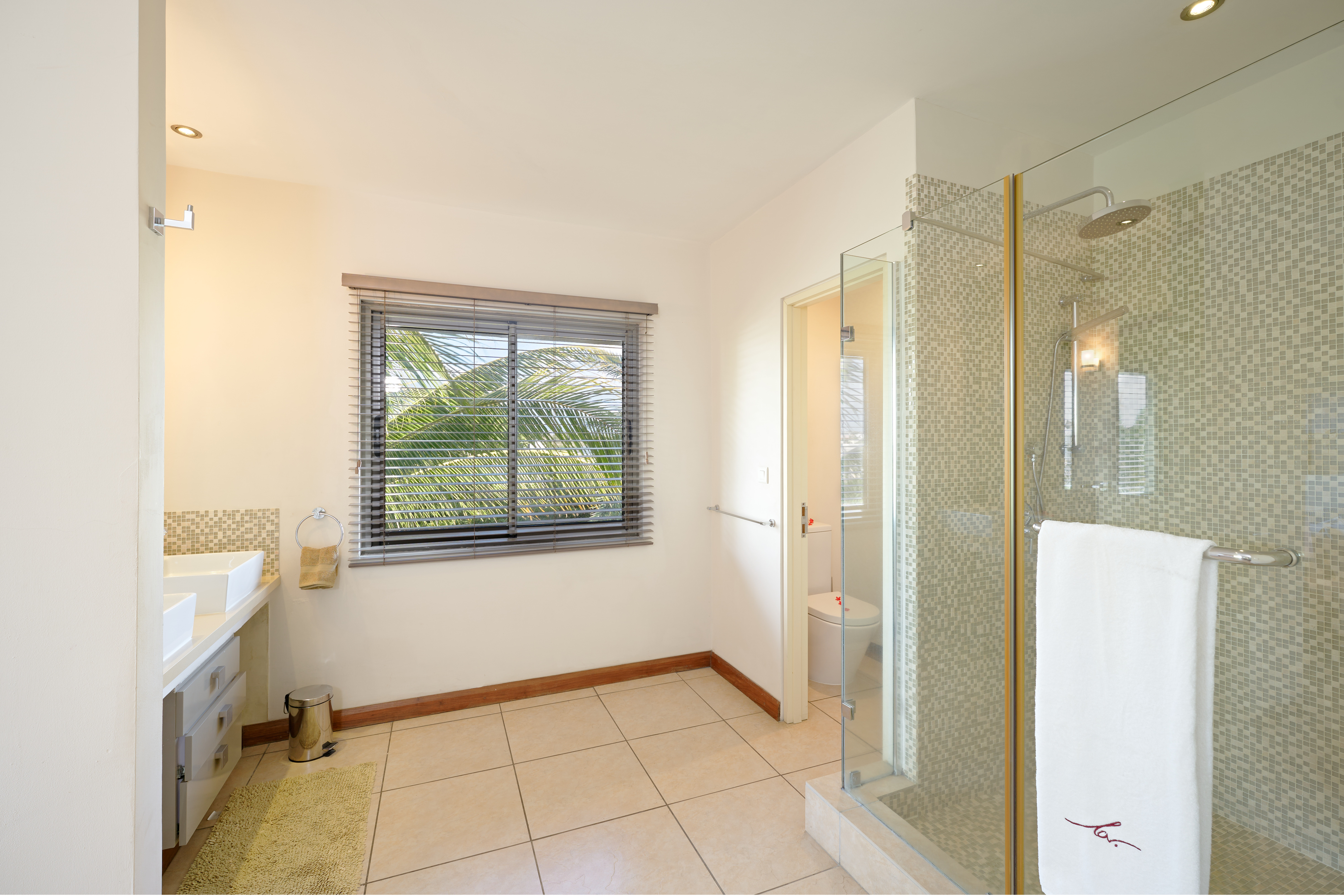 Apartment Four Bedrooms