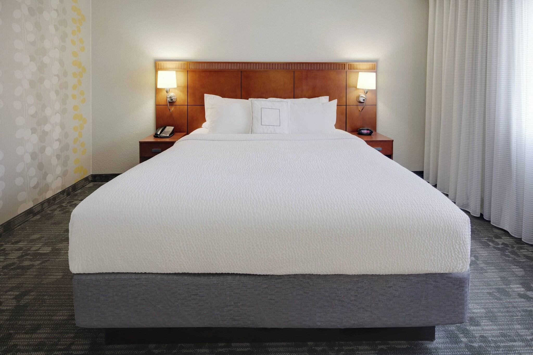 Suite King Bed One Bedroom 