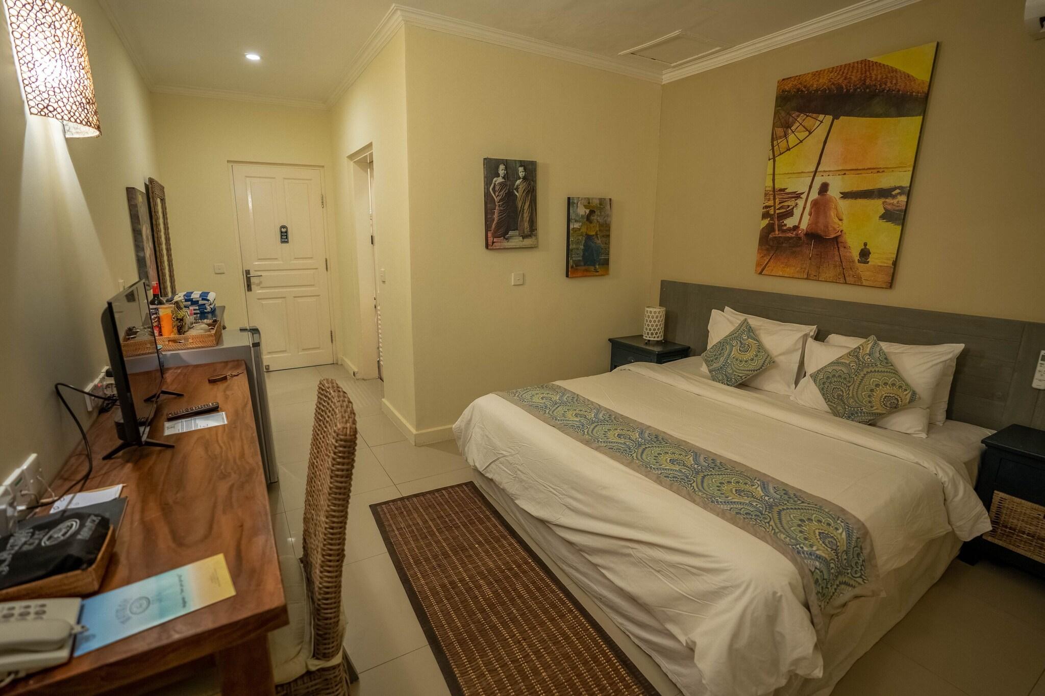 Studio with Double Bed