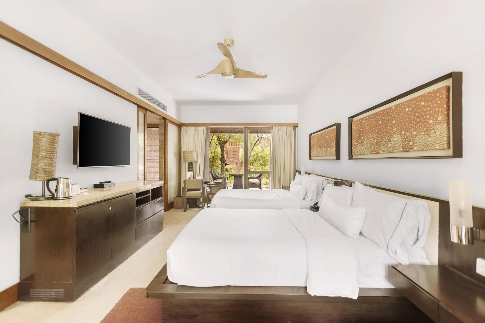 Family Room King Size Bed