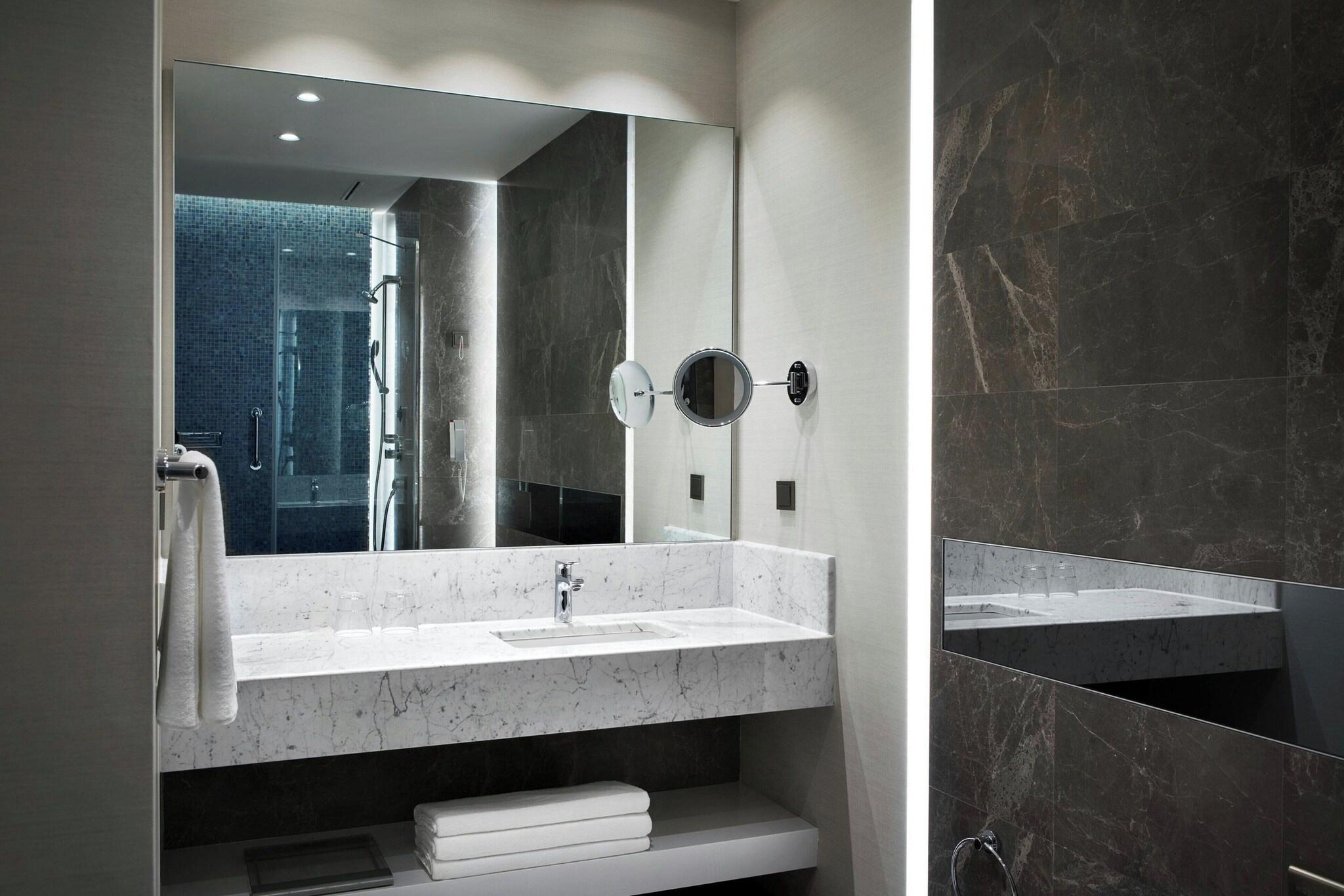 Twin Deluxe Sea View