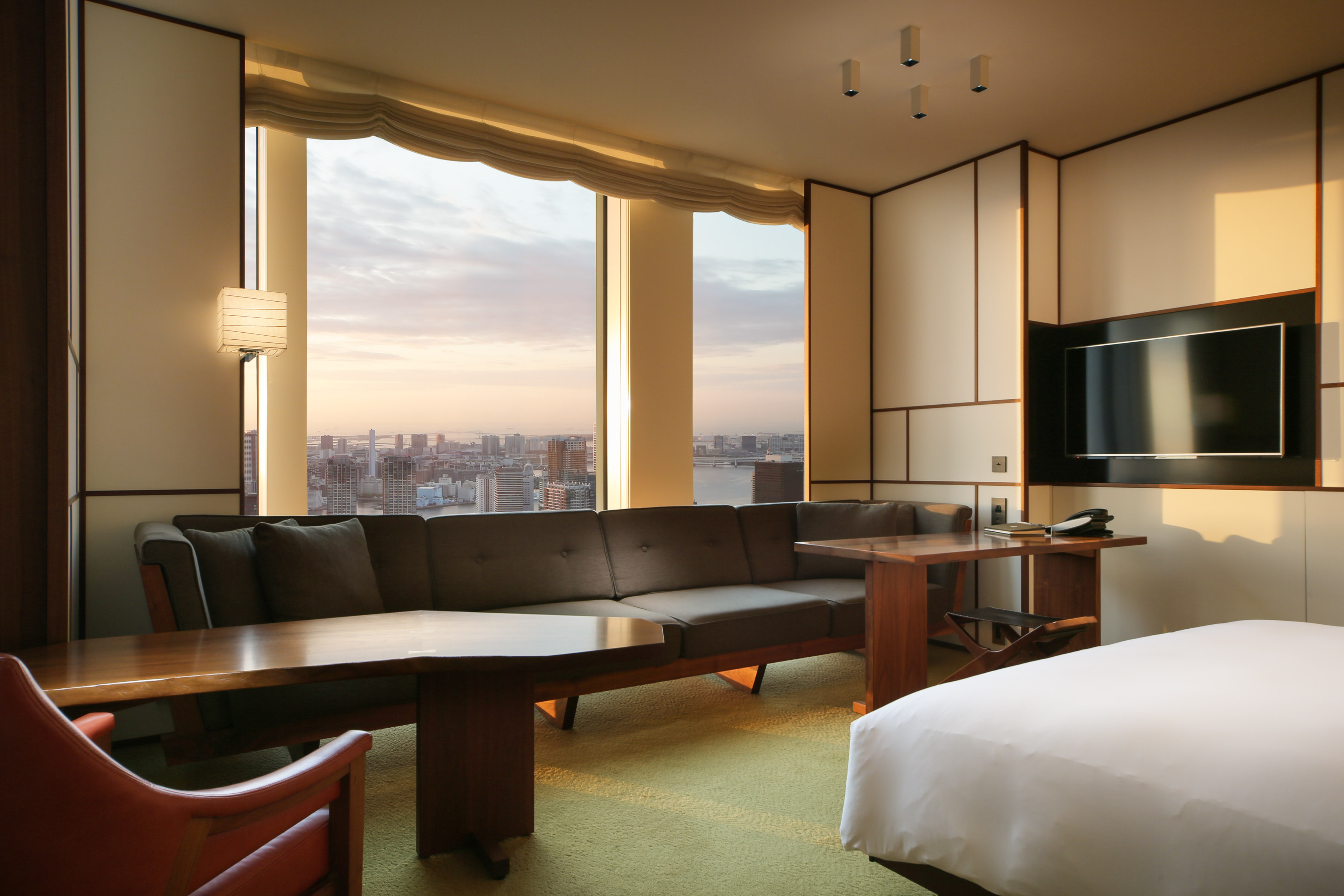 Double Bay View King Bed