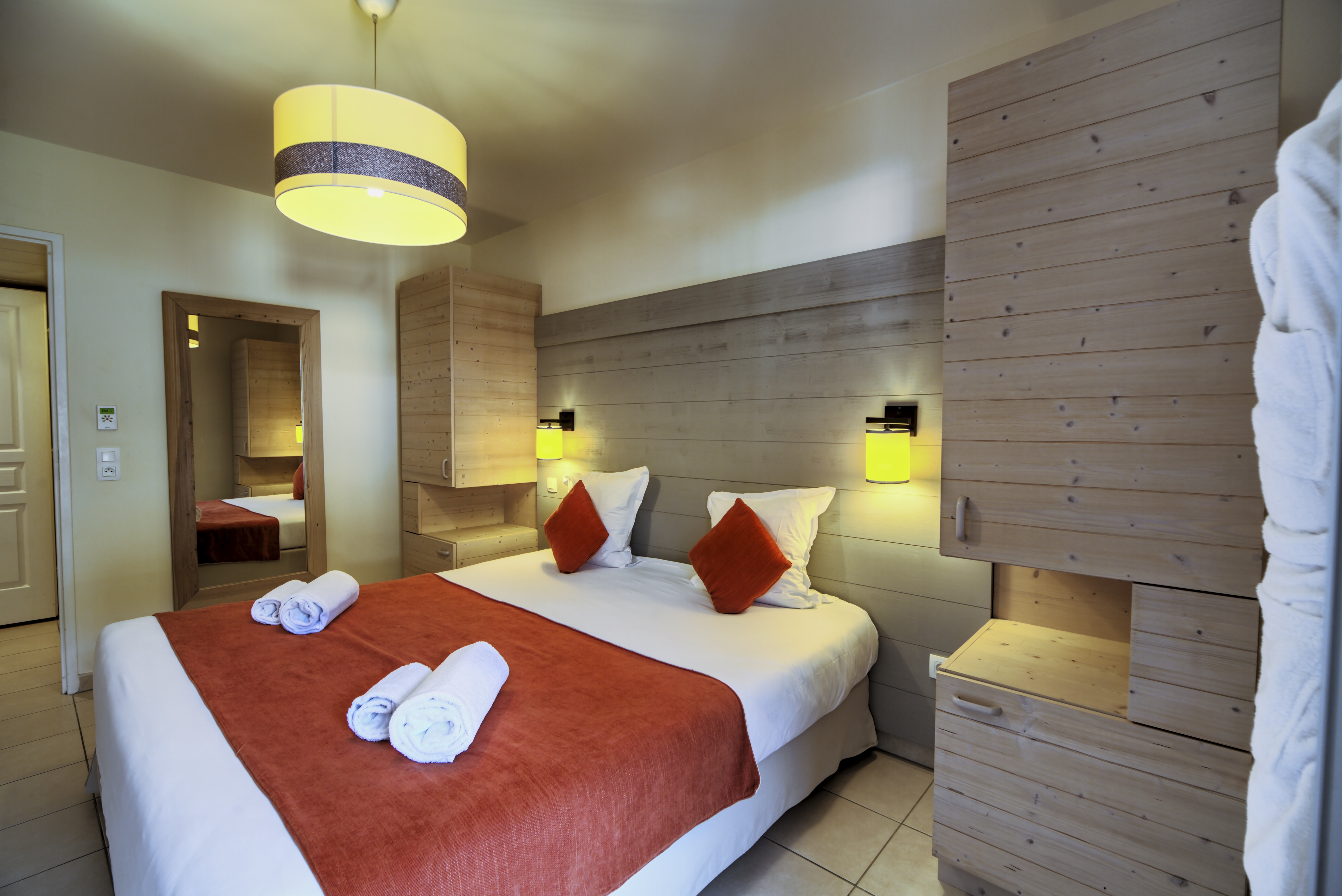 Apartment Capacity 6