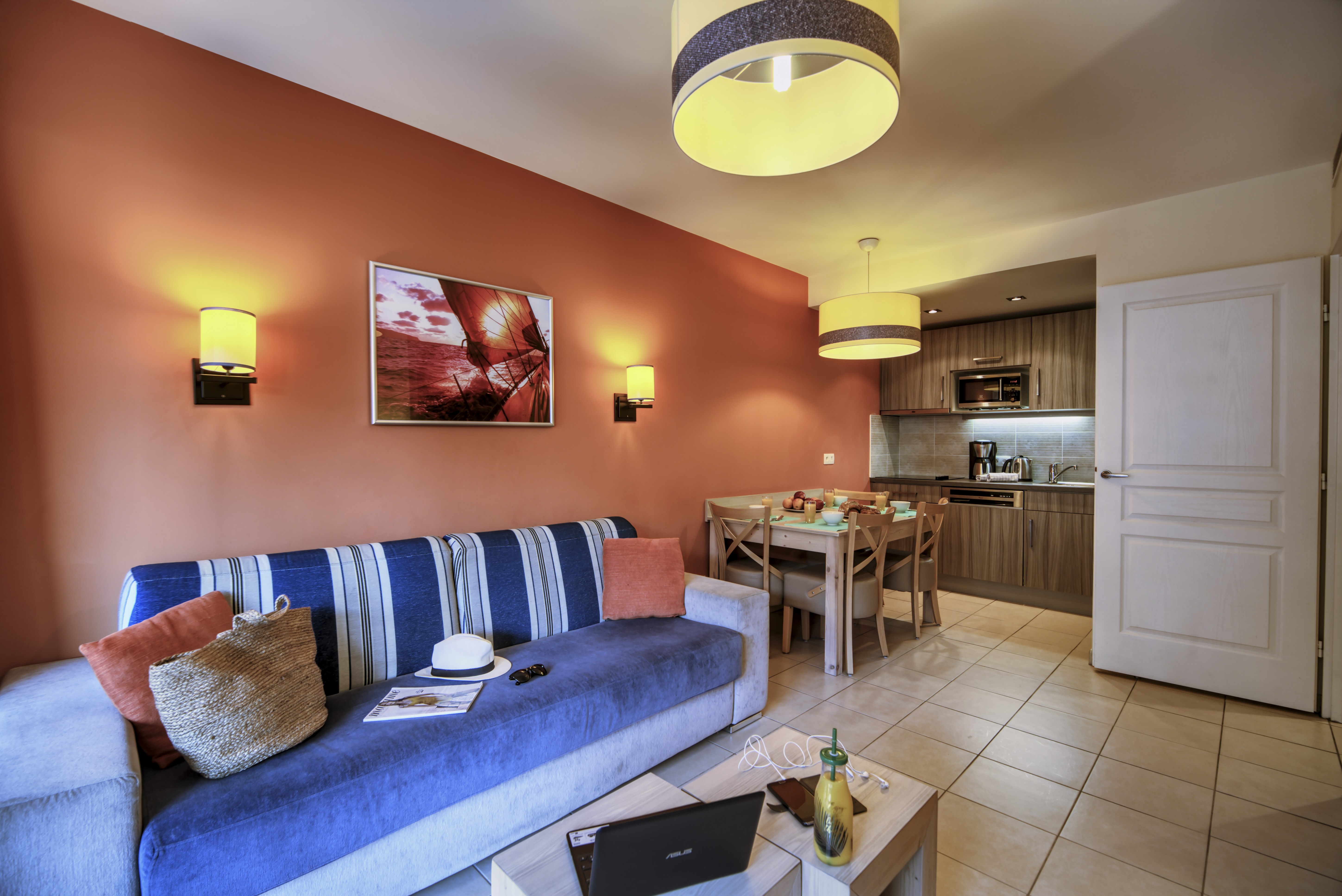 Apartment Capacity 4