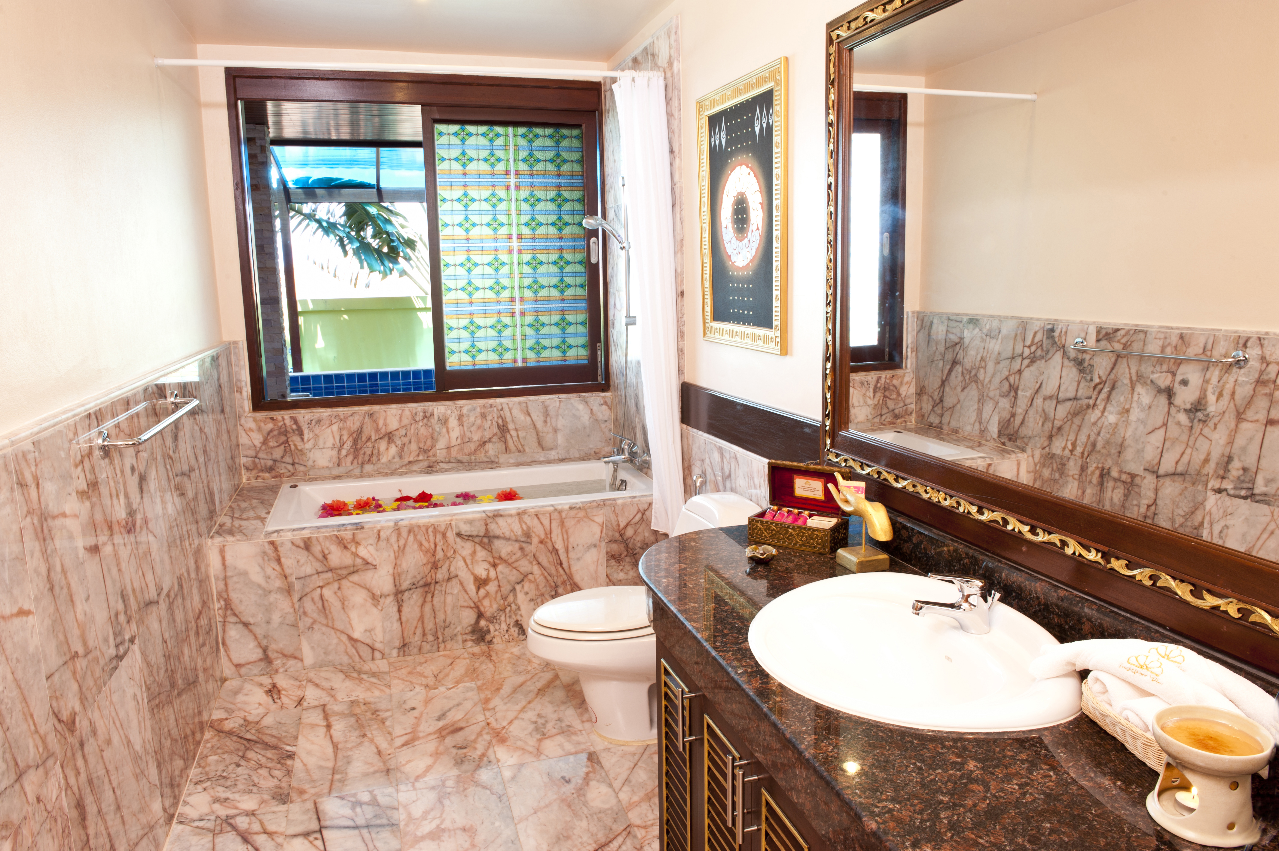 Suite Pool View One Bedroom