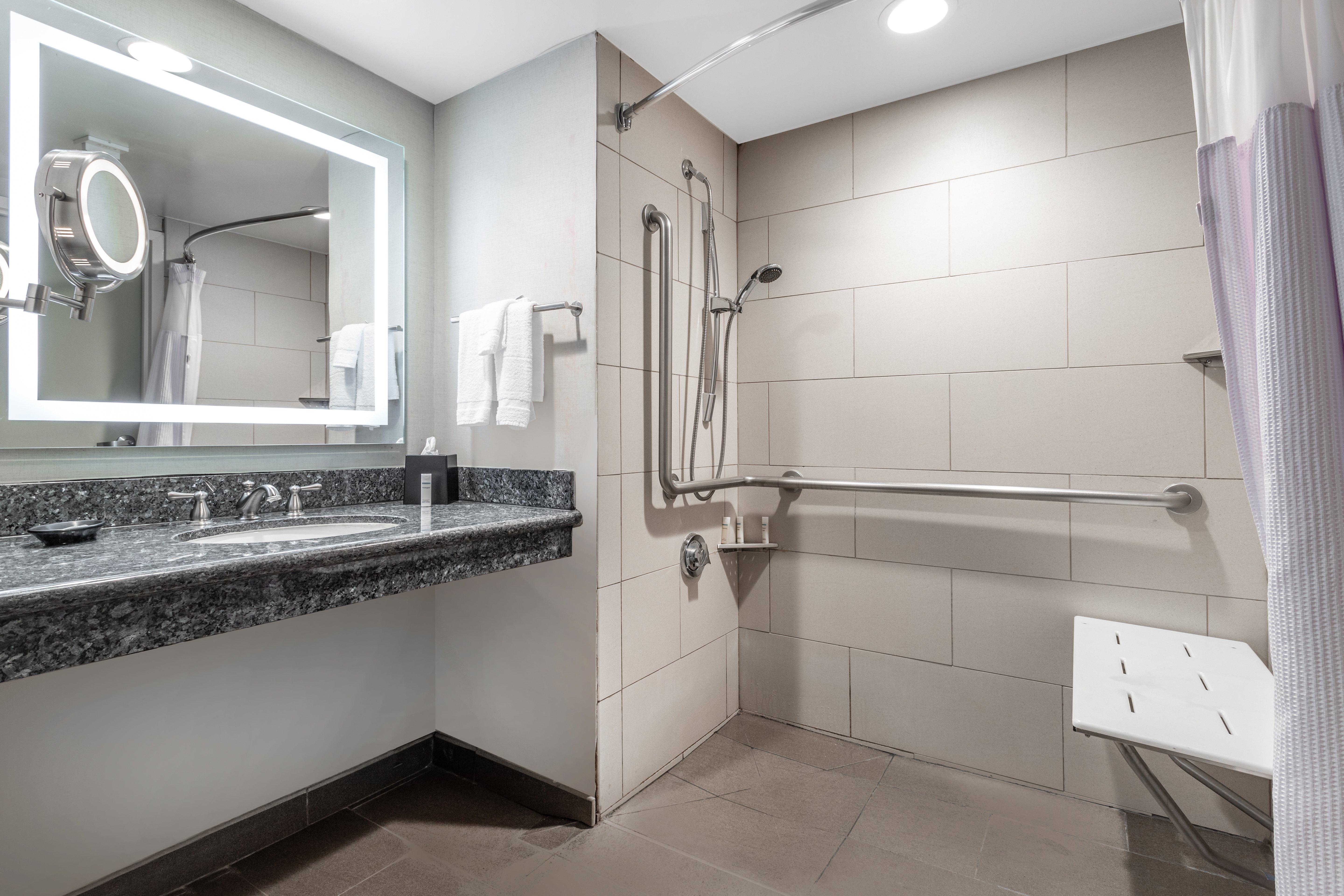 Room Accessible King Size Bed