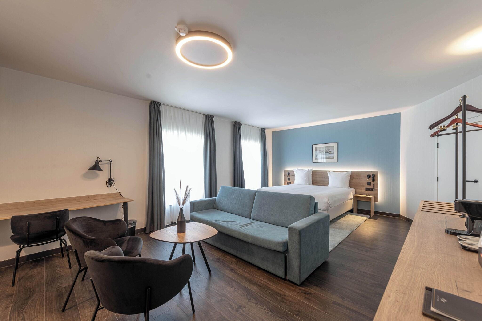 Family Room King Size Bed