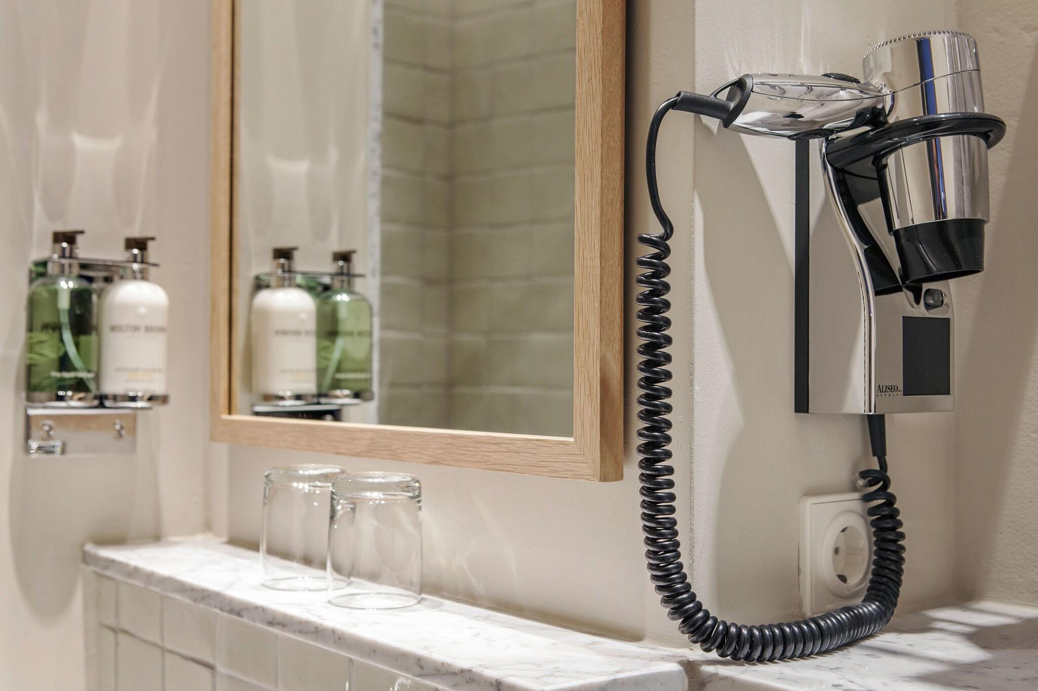 Suite with Double Bed