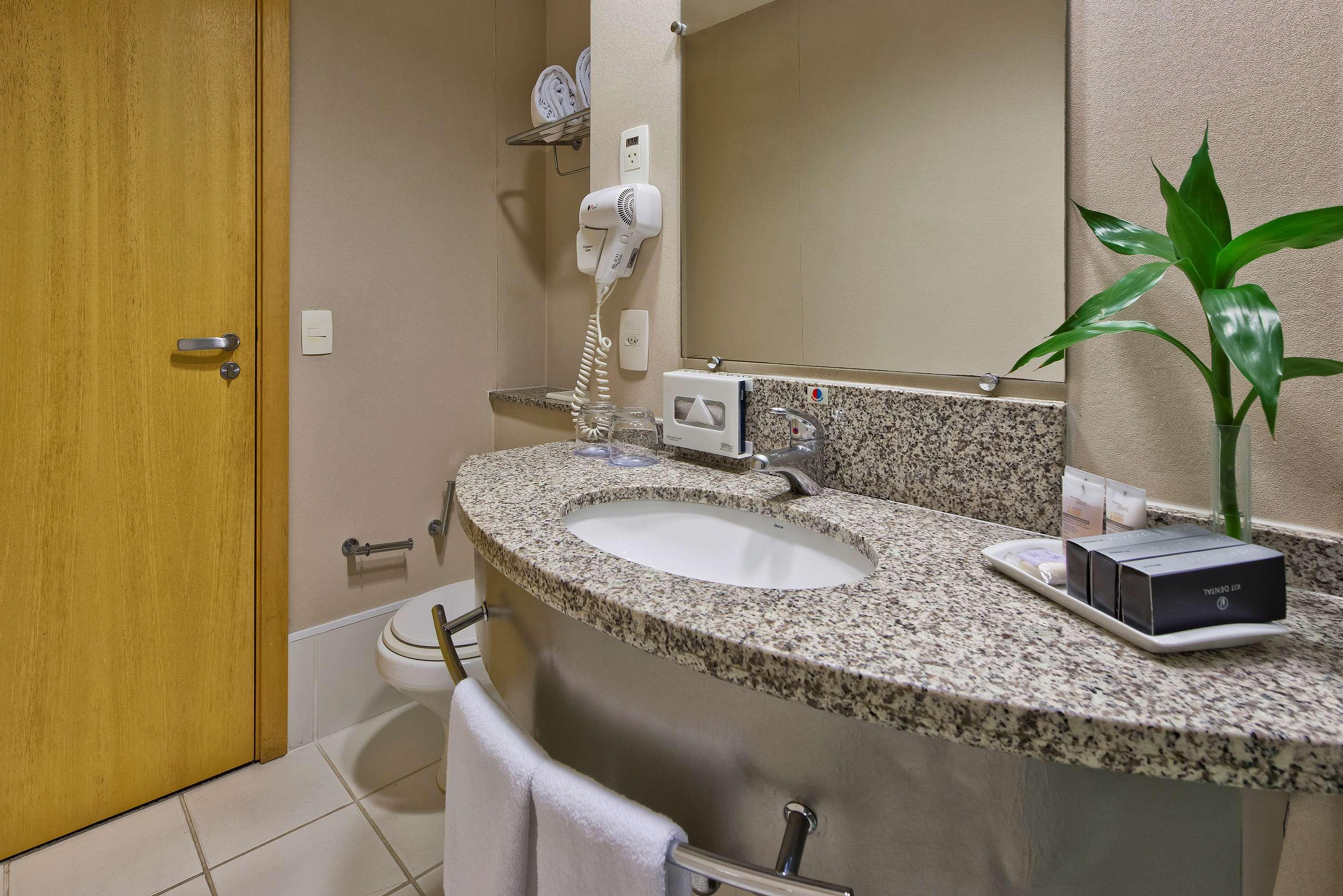 Double Queen Size Bed