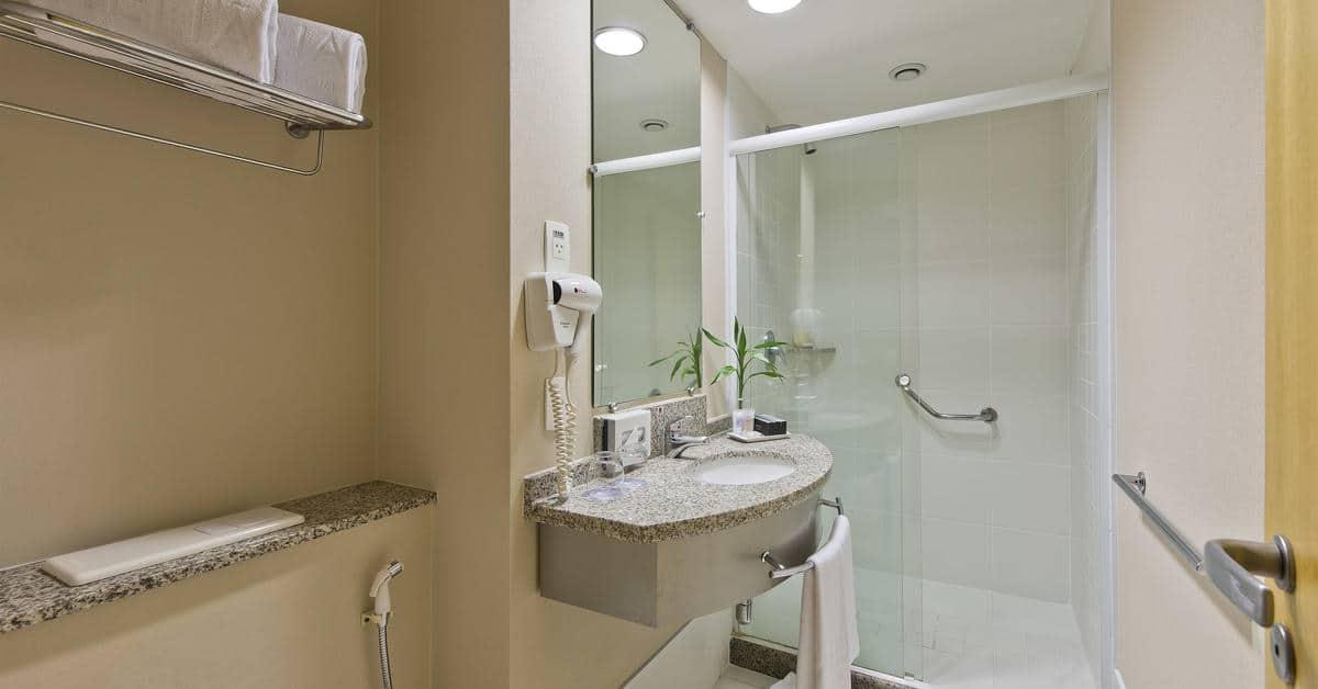 Double Queen Size Bed