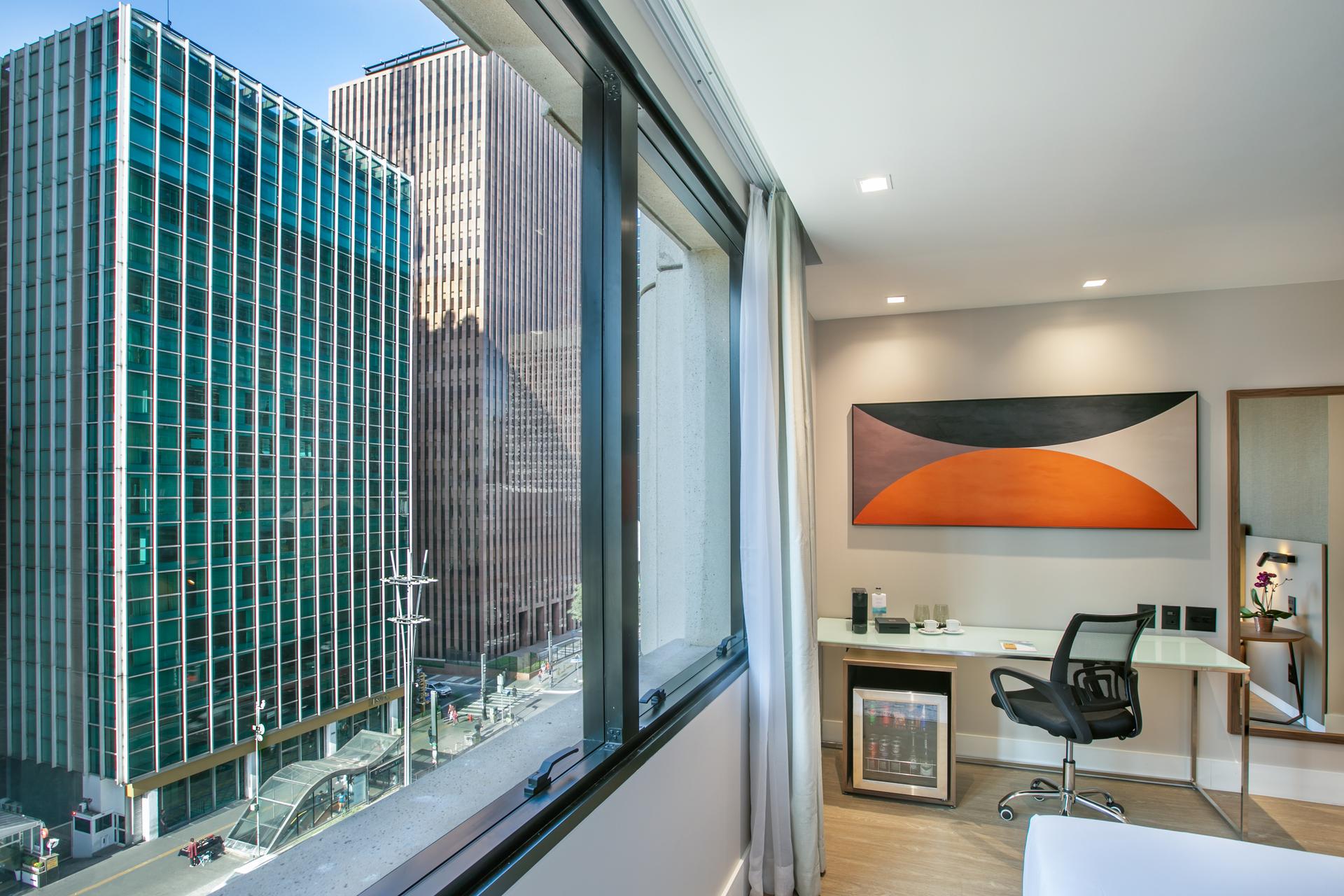 Double Premium with Views