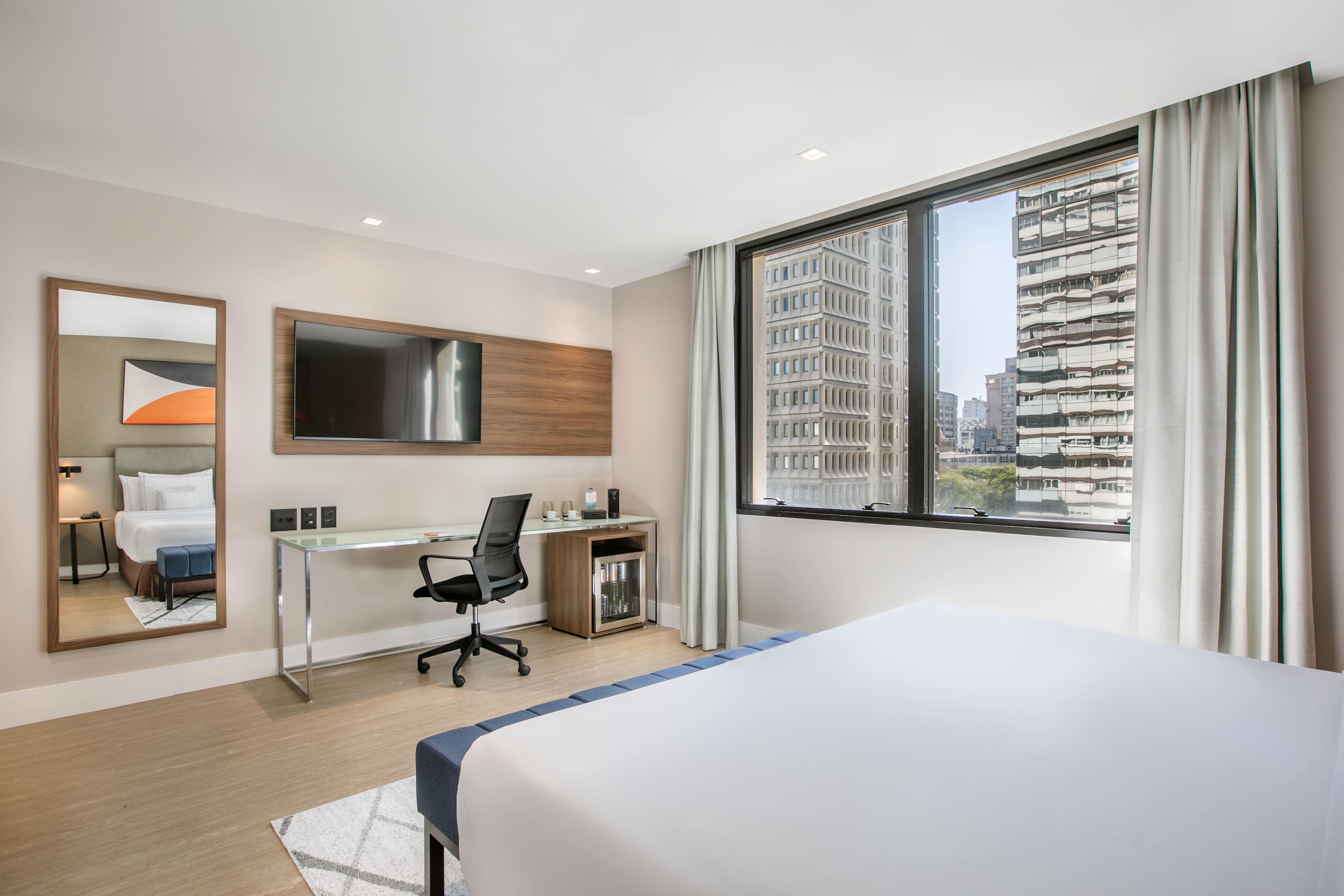 Double Premium with Views