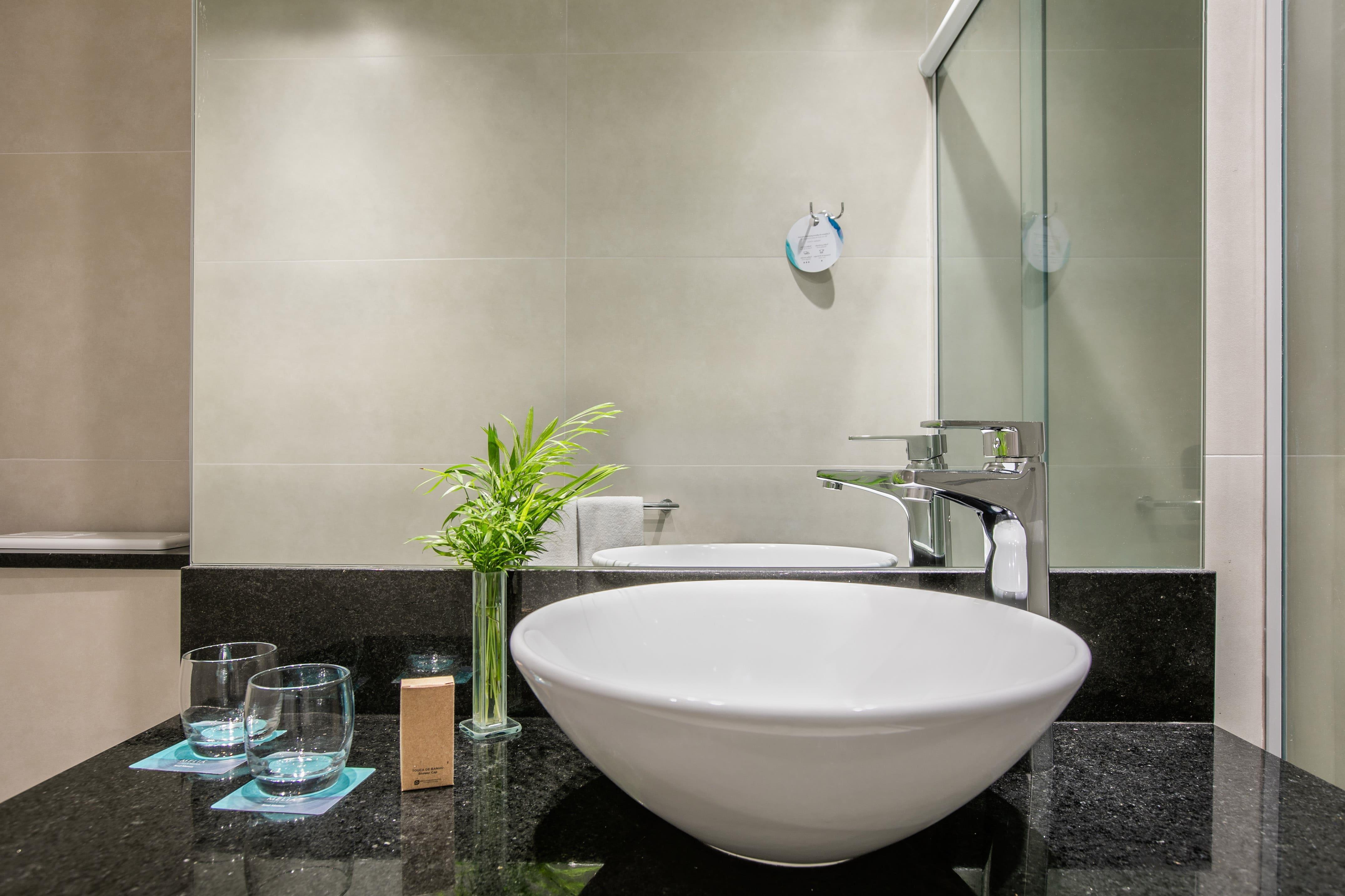 Room Connecting Room