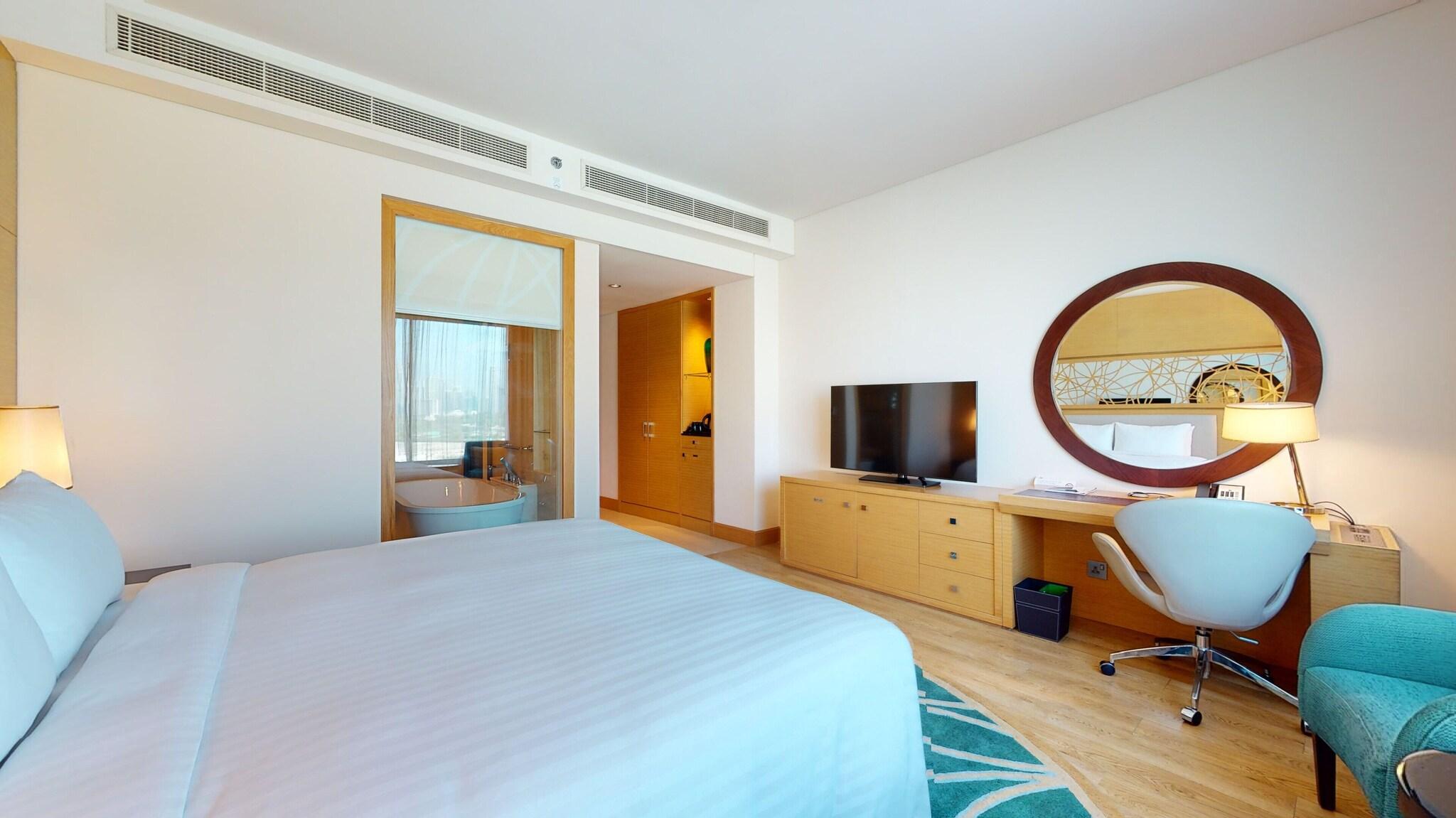 Double Deluxe King Bed