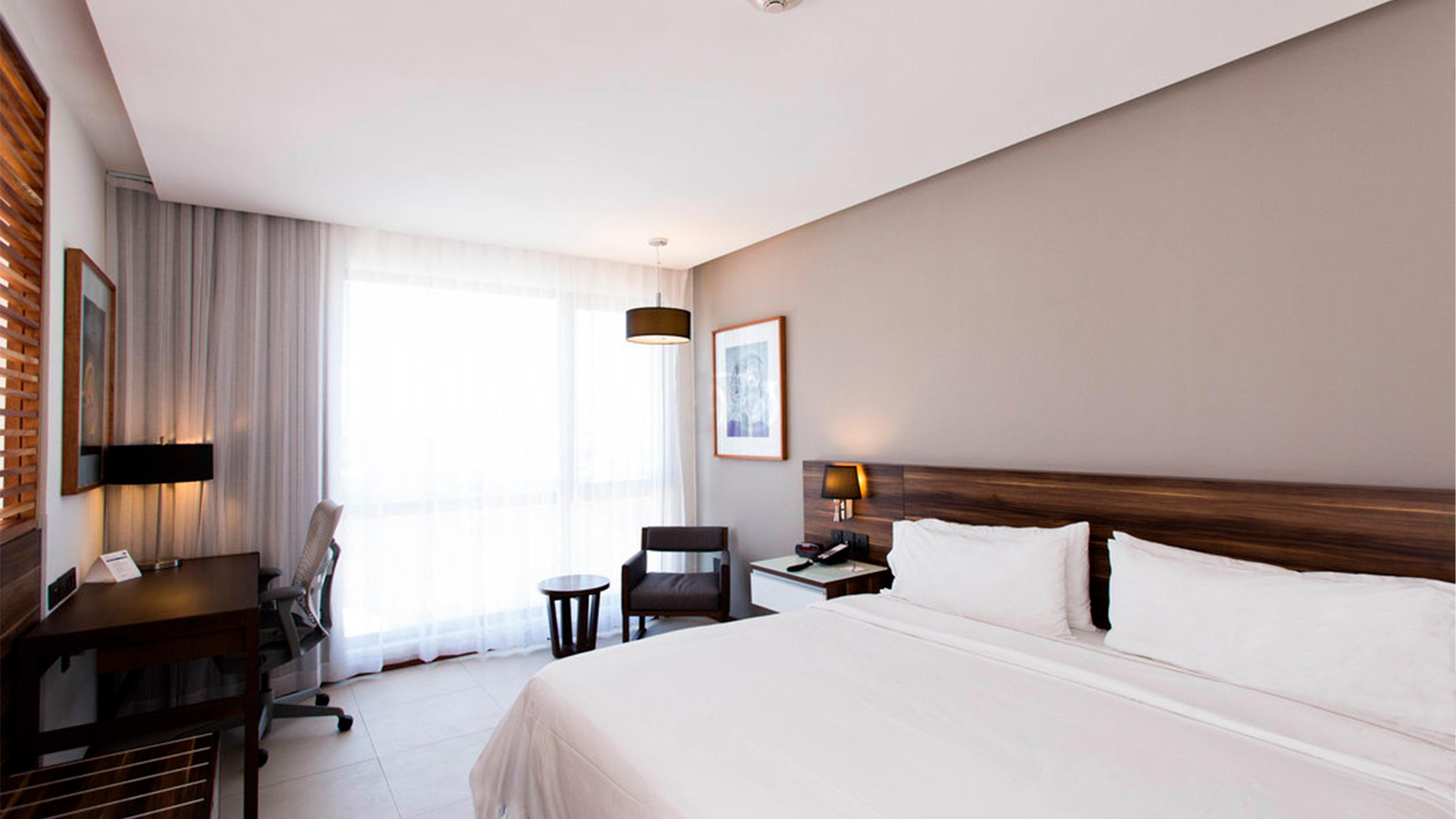 Suite City View King Bed