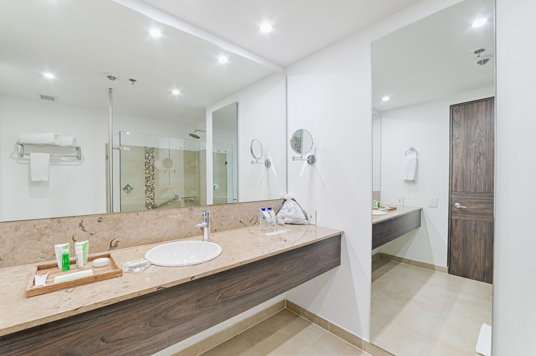 Double Superior with Views