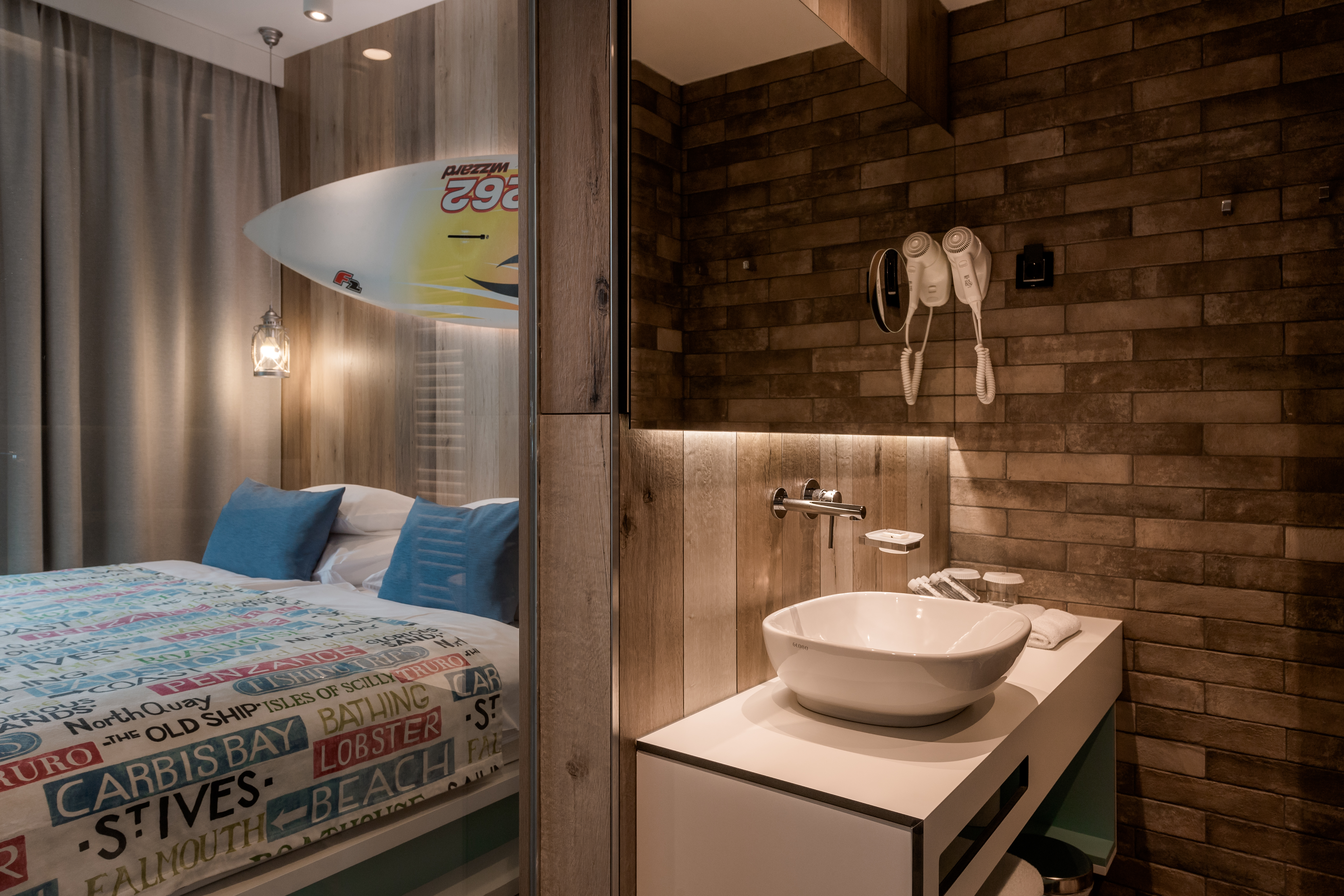 Double or Twin Standard