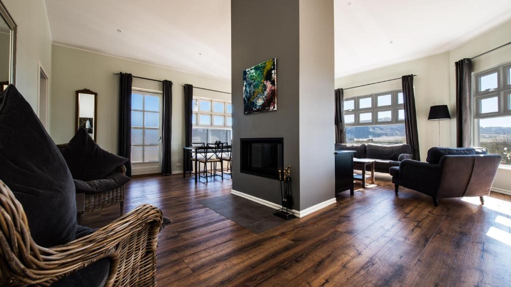 Apartment Five Bedrooms