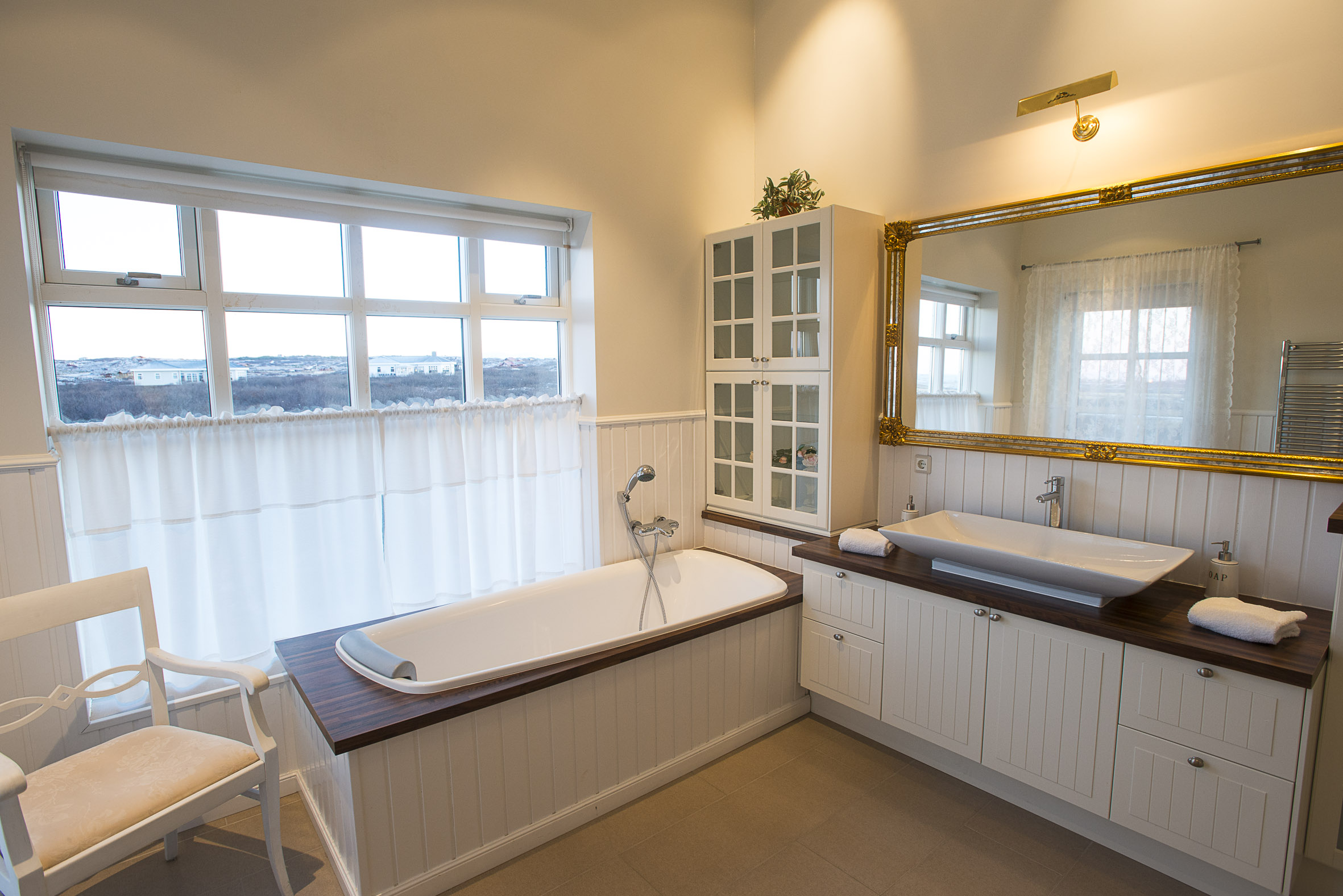 Apartment Four Bedrooms