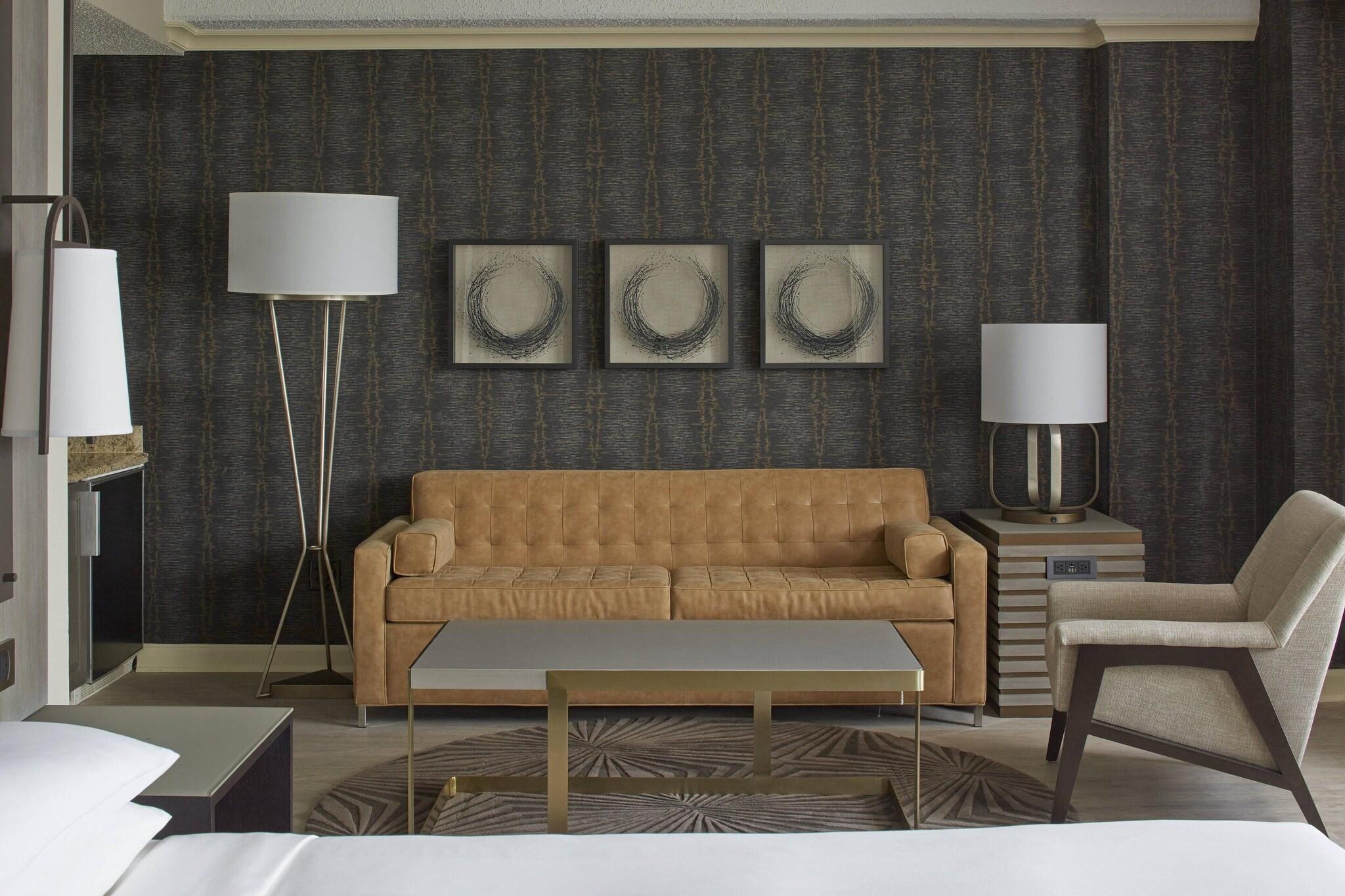 Studio Two Queen Beds