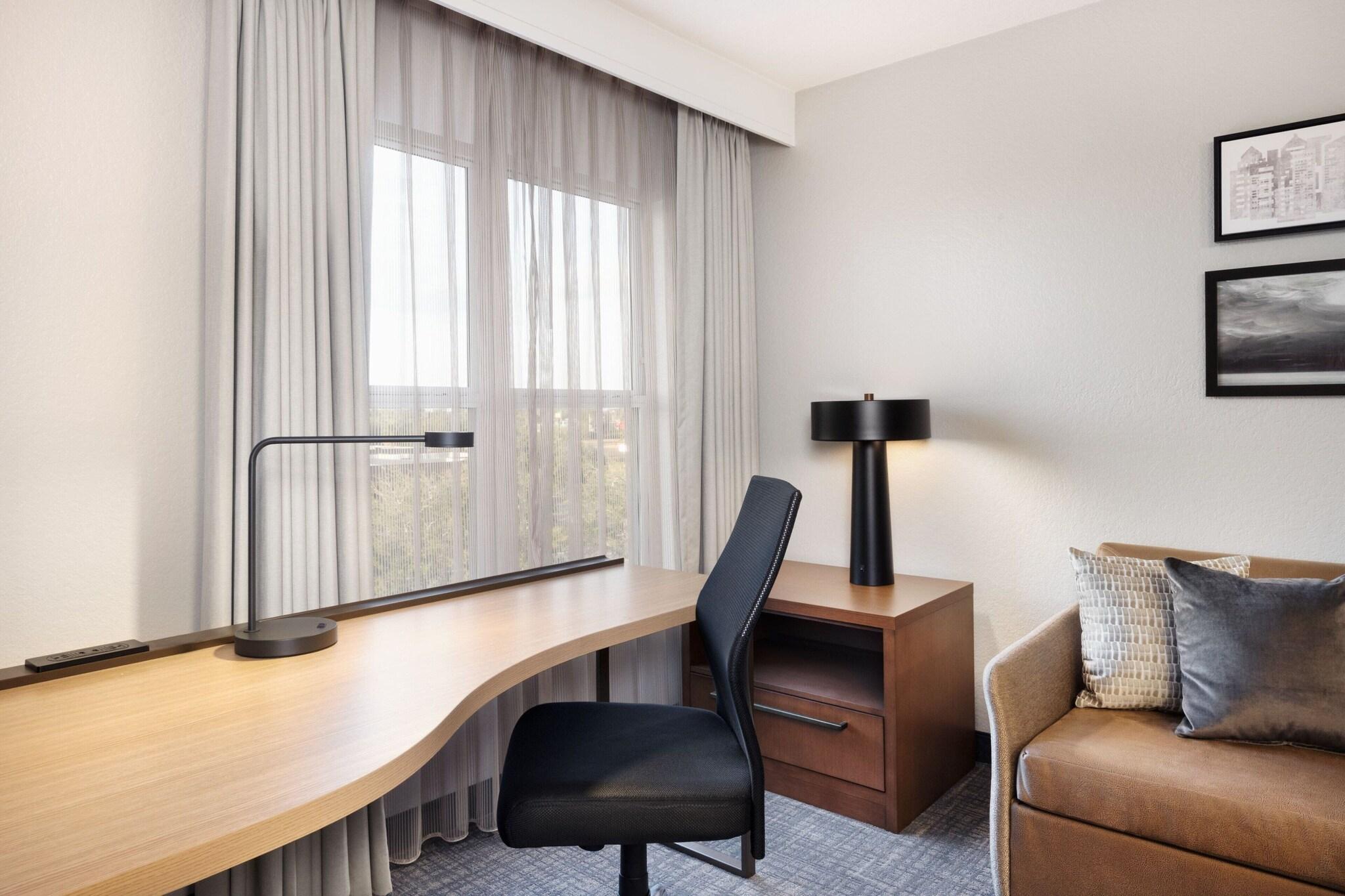 Suite Two Queen Beds One Bedroom