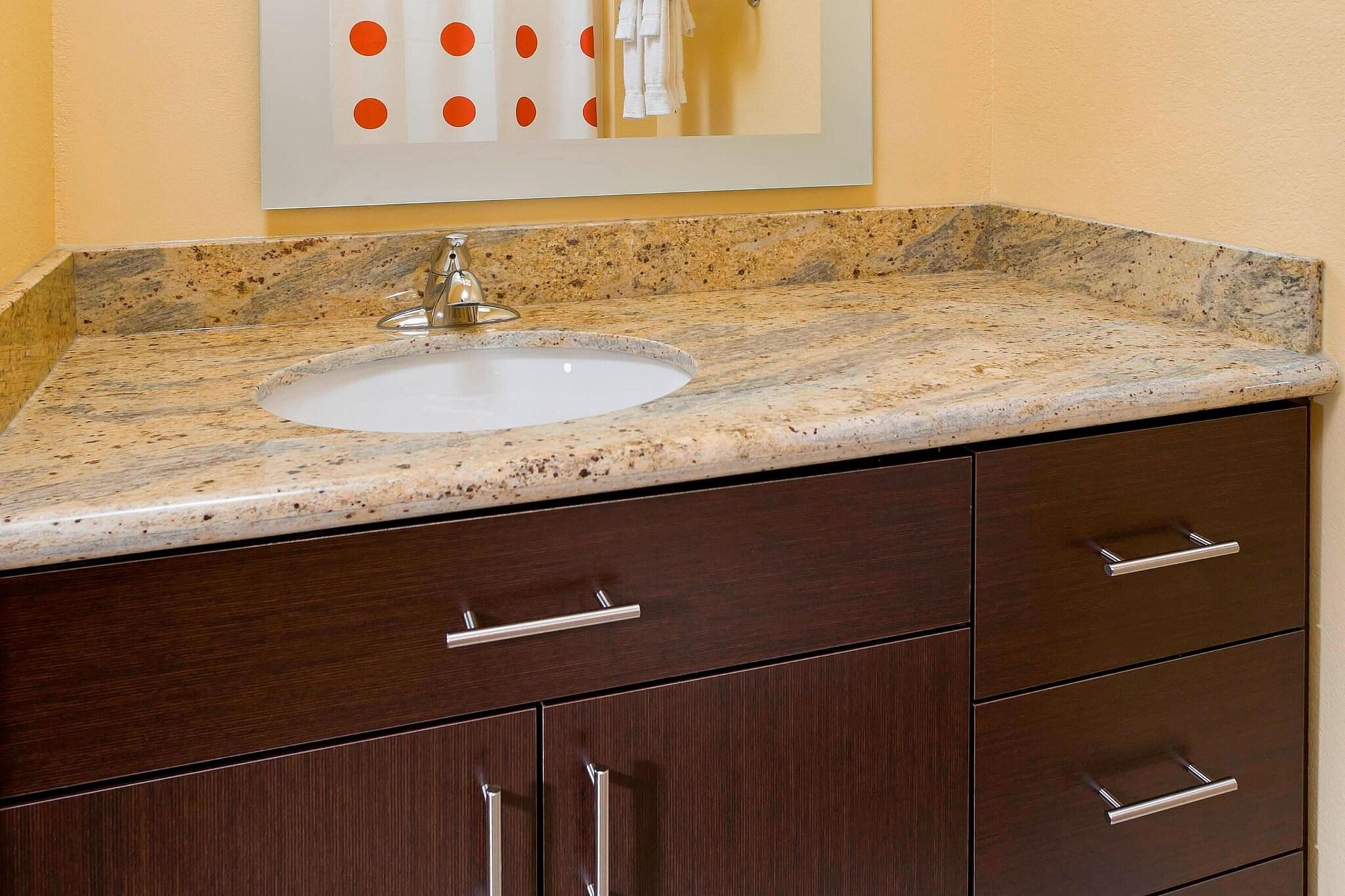 Studio Queen Size Bed