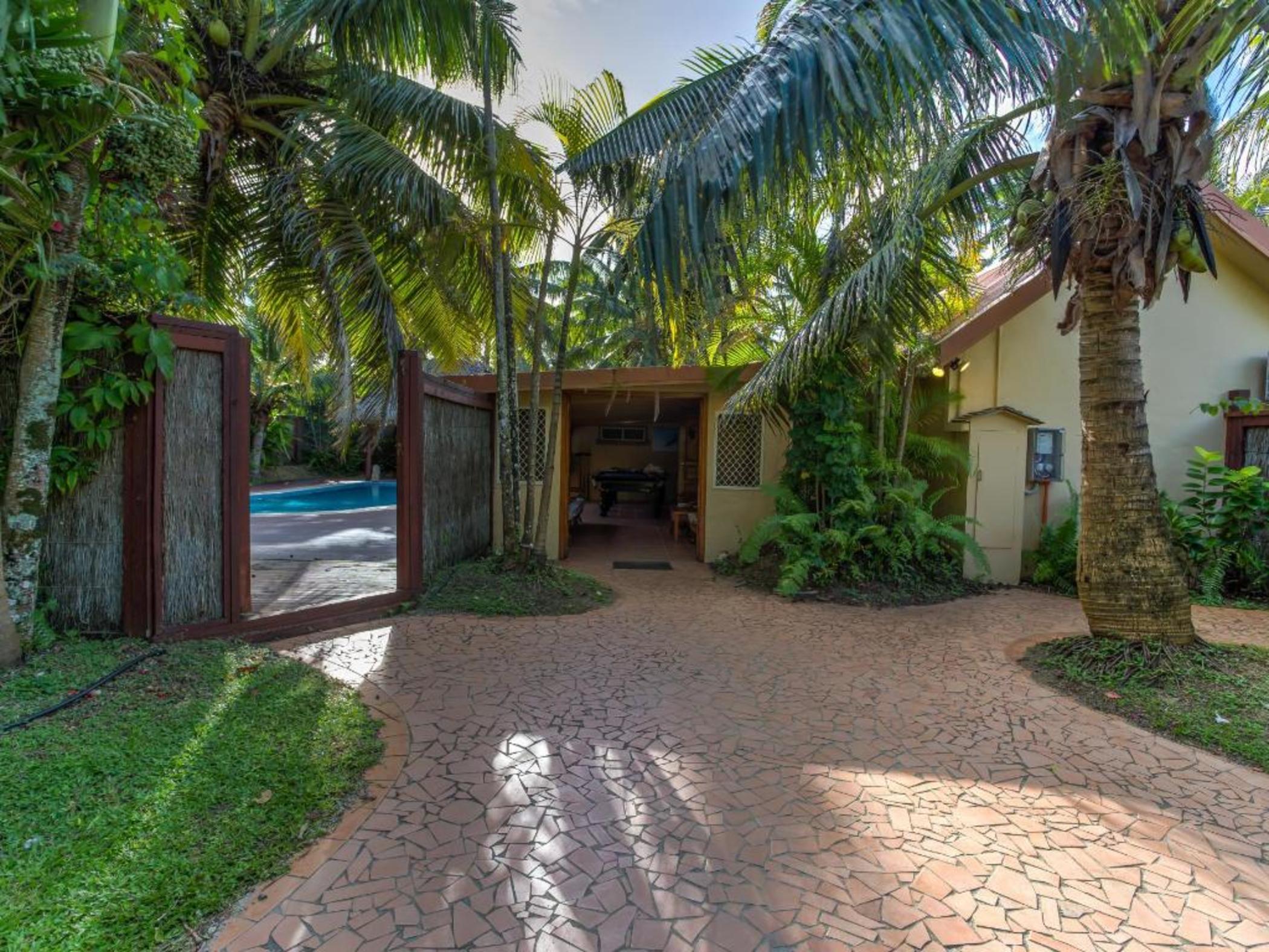 Villa Three Bedrooms with Private Pool