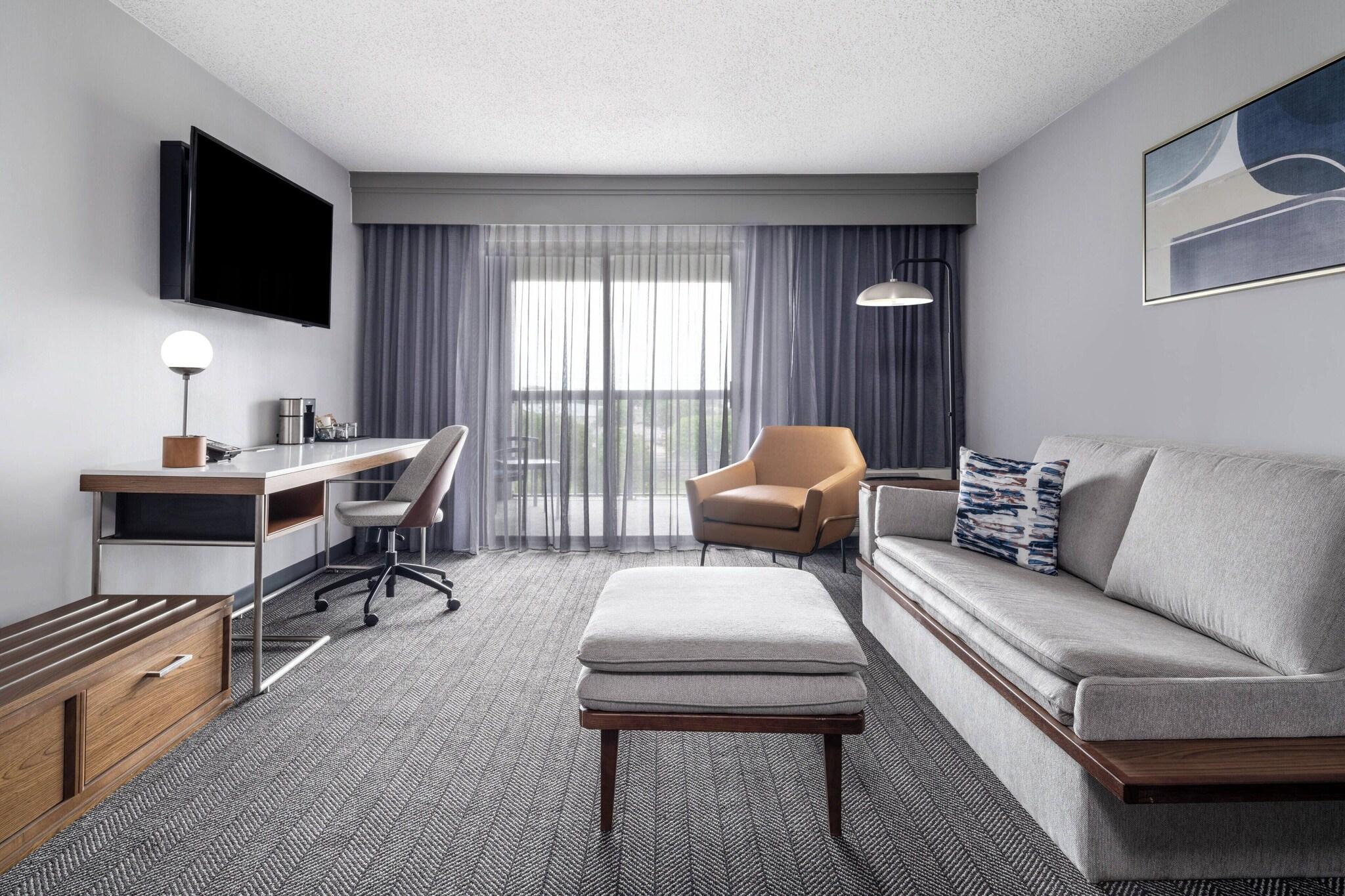 Suite King Bed One Bedroom 