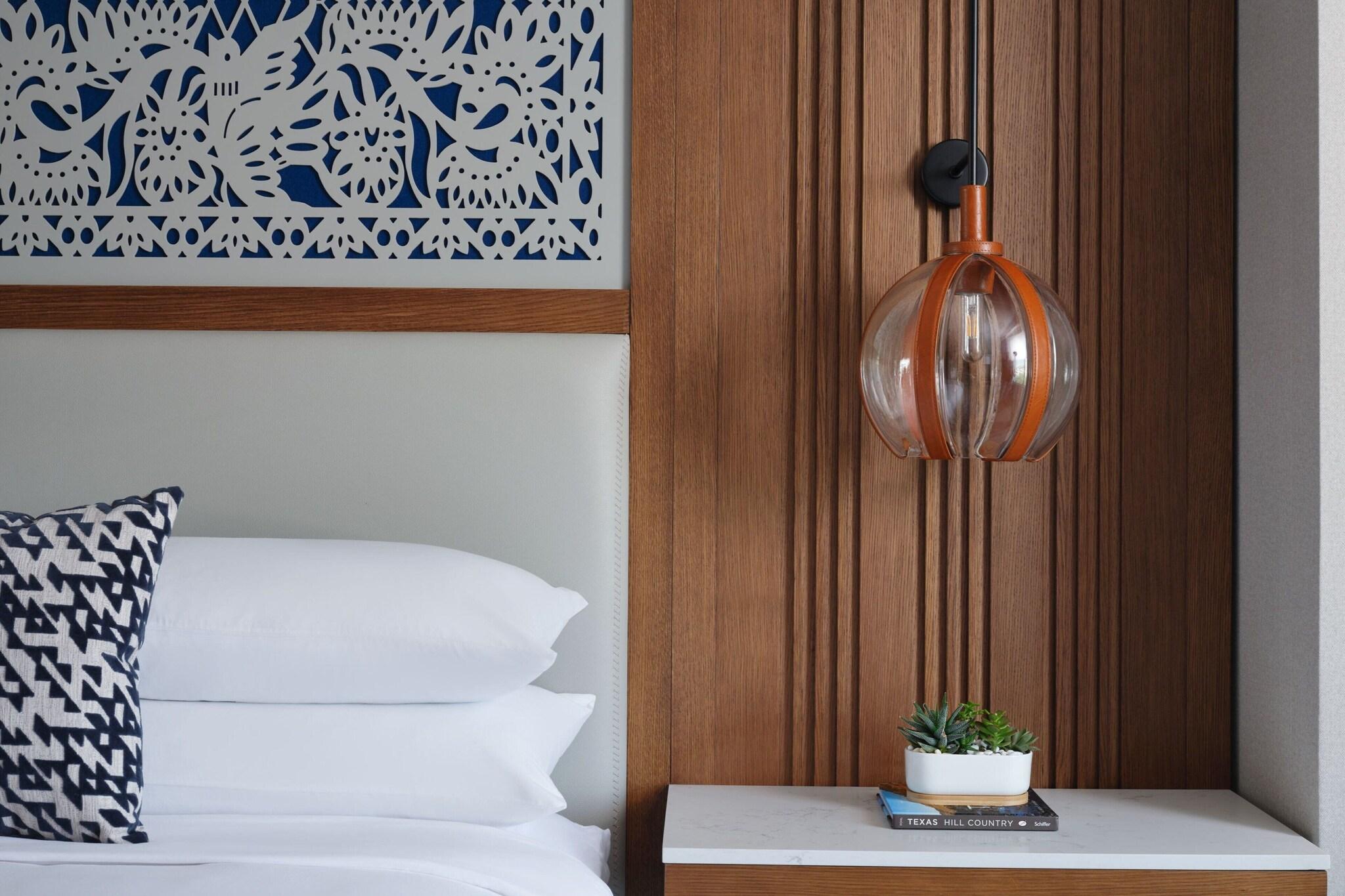 Double Club King Bed