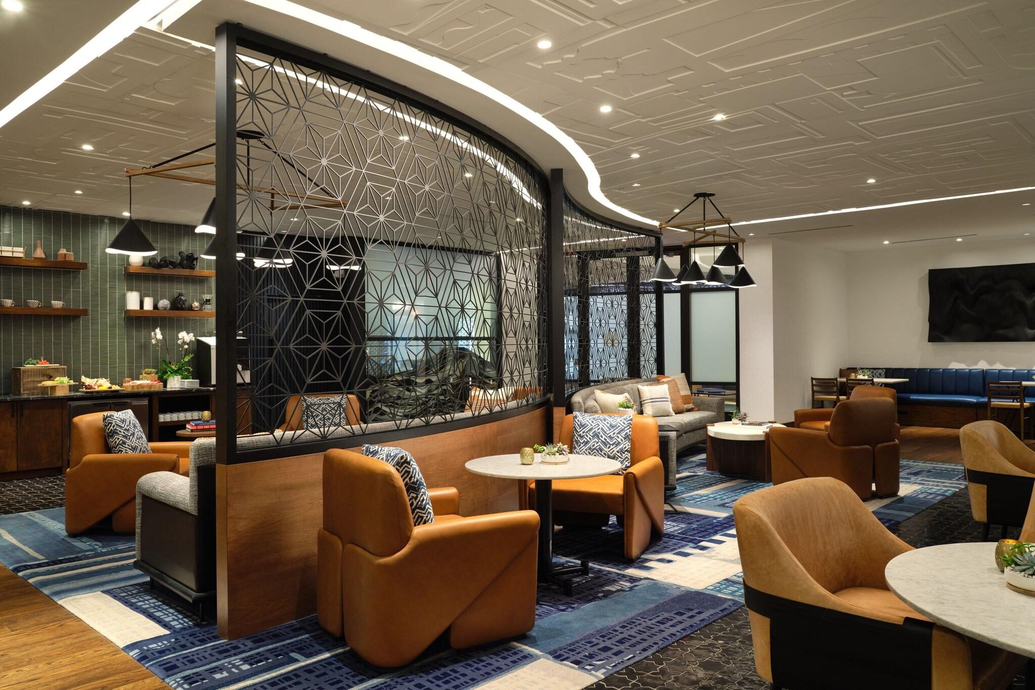 Double Club King Bed