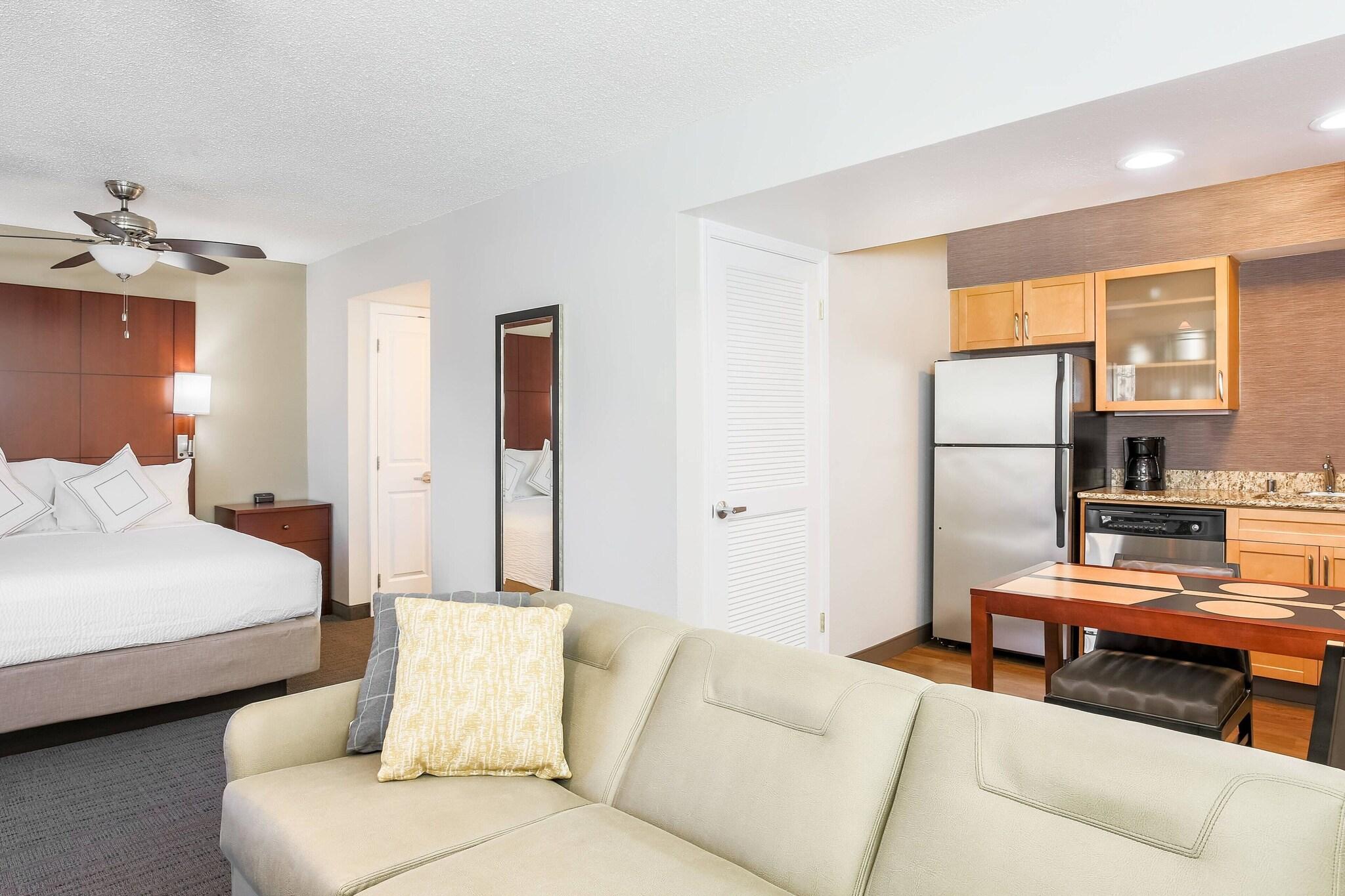 Studio King Size Bed