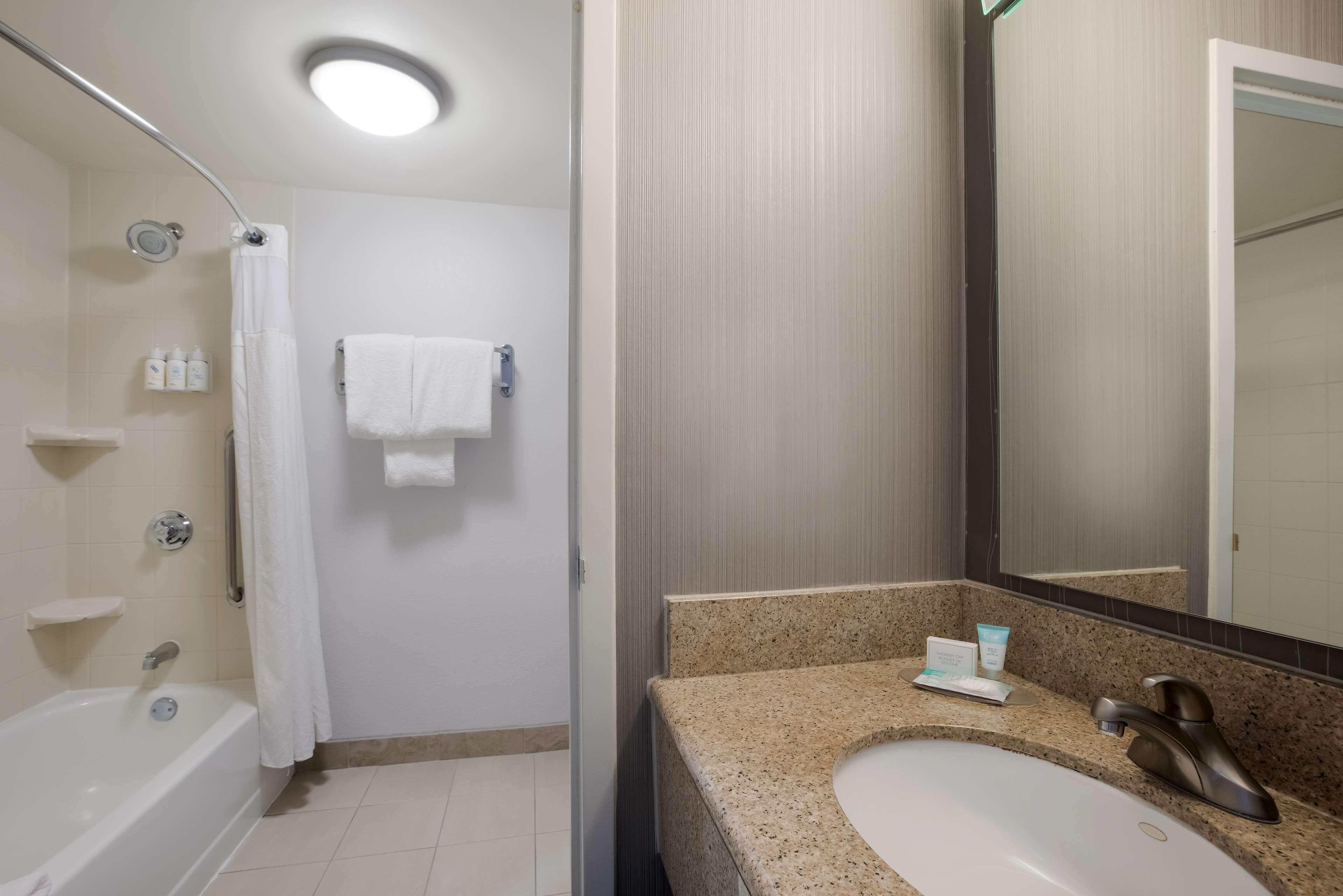 Double Deluxe Two Queen Beds