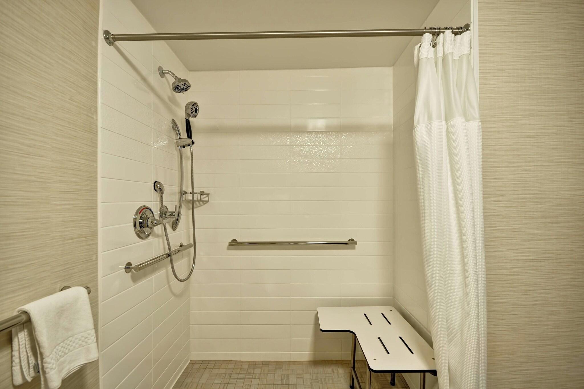 Double Accessible