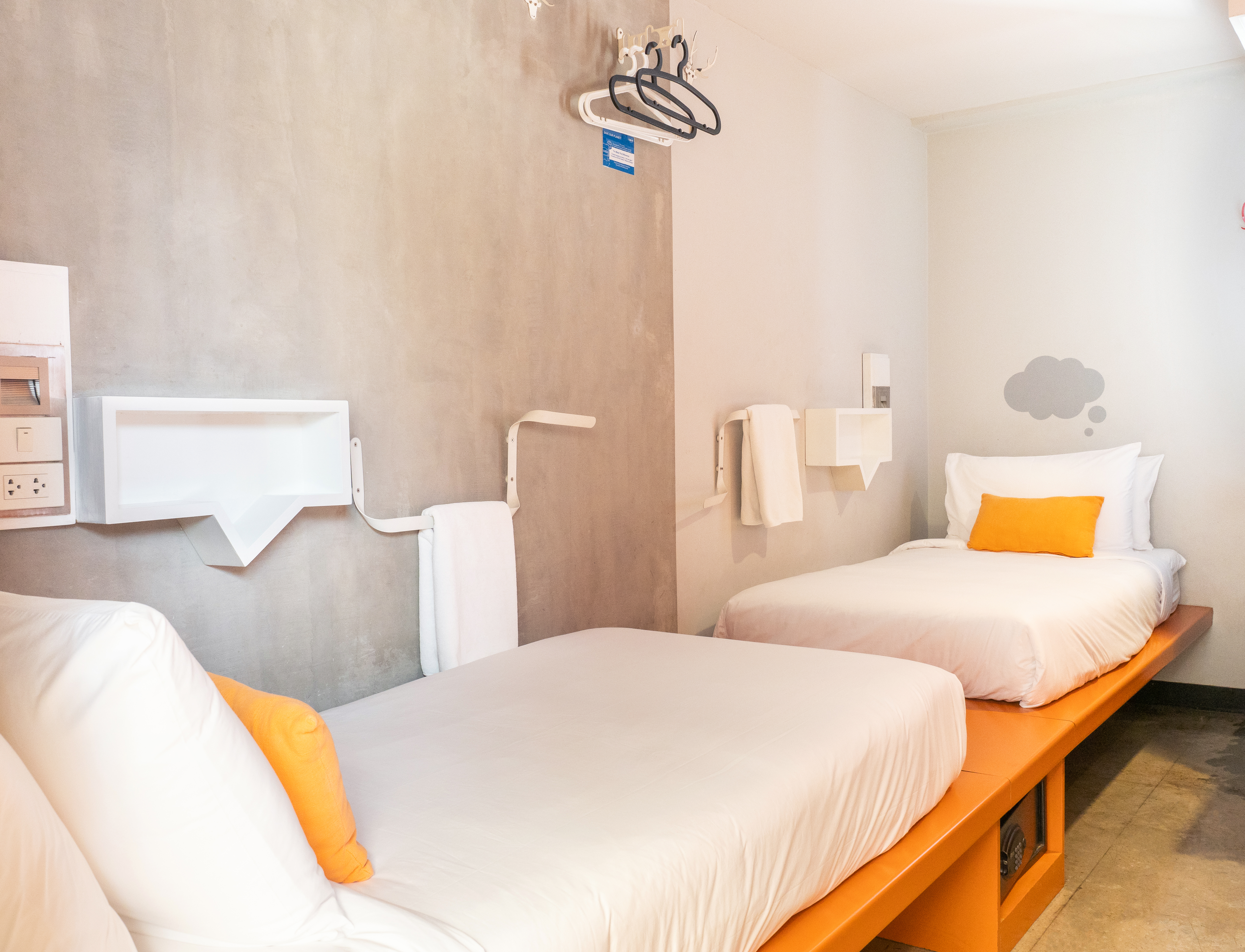 Twin Economy with Shared Bathroom