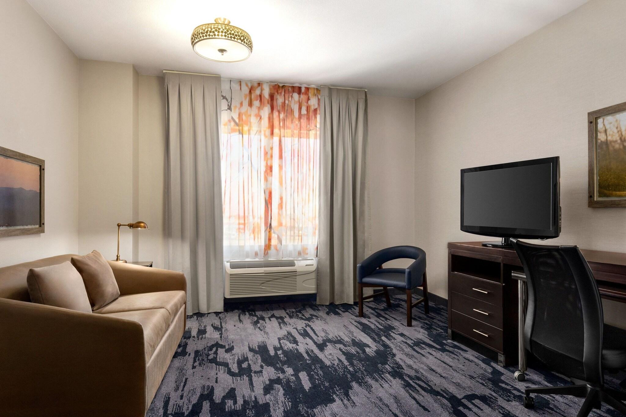 Suite Two Queen Beds