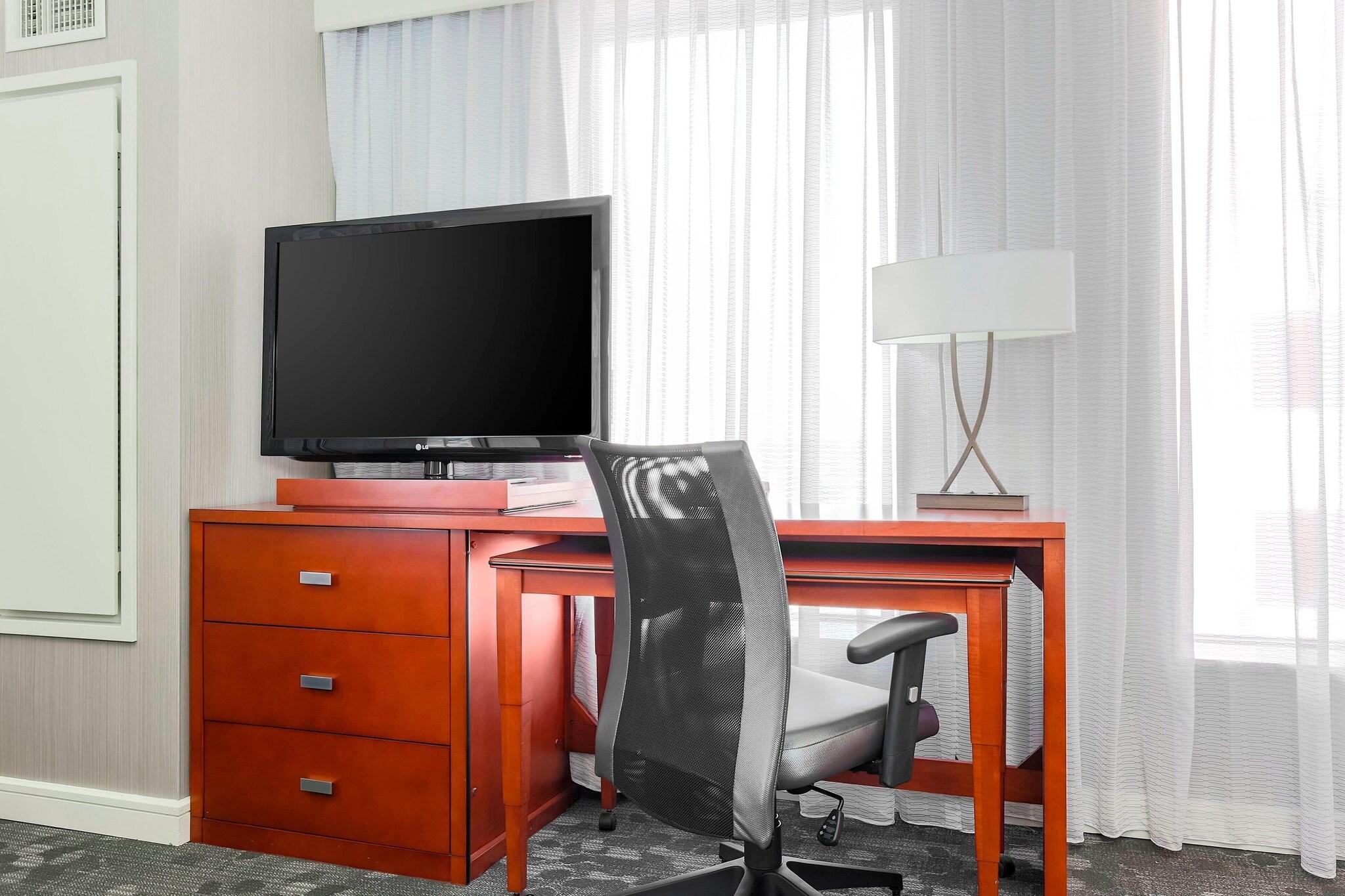 Quadruple Accessible-two Queen Beds