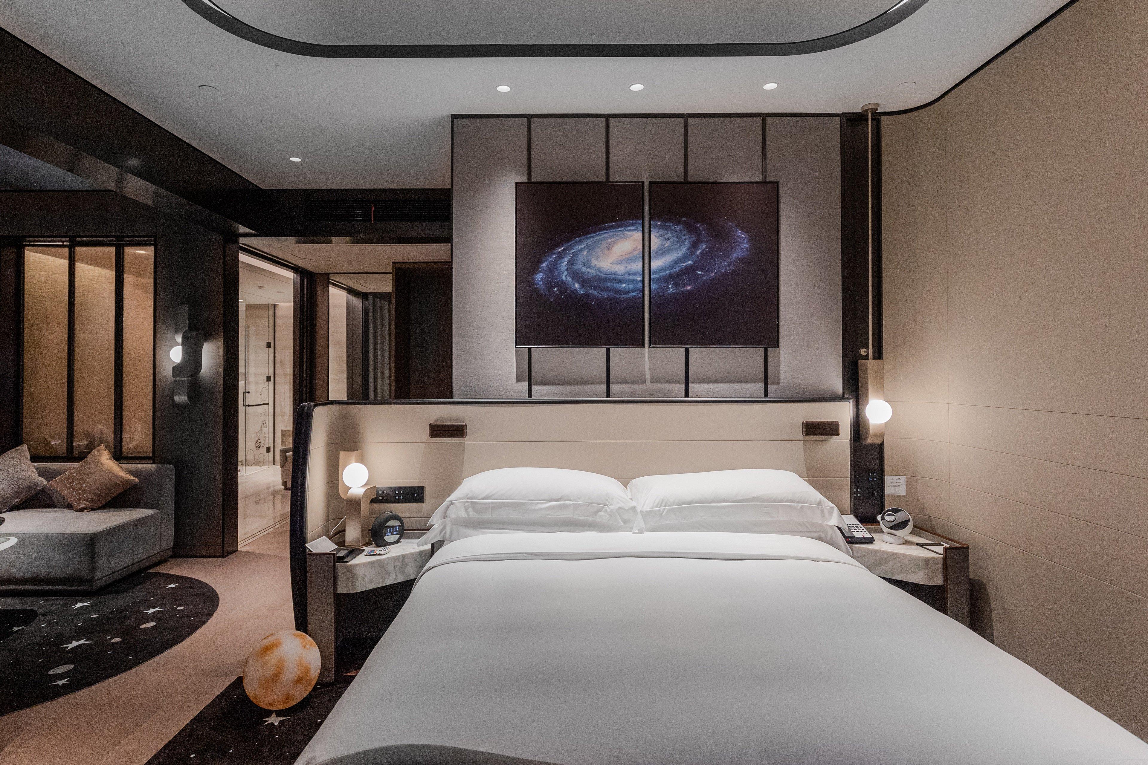 Junior Suite King Size Bed