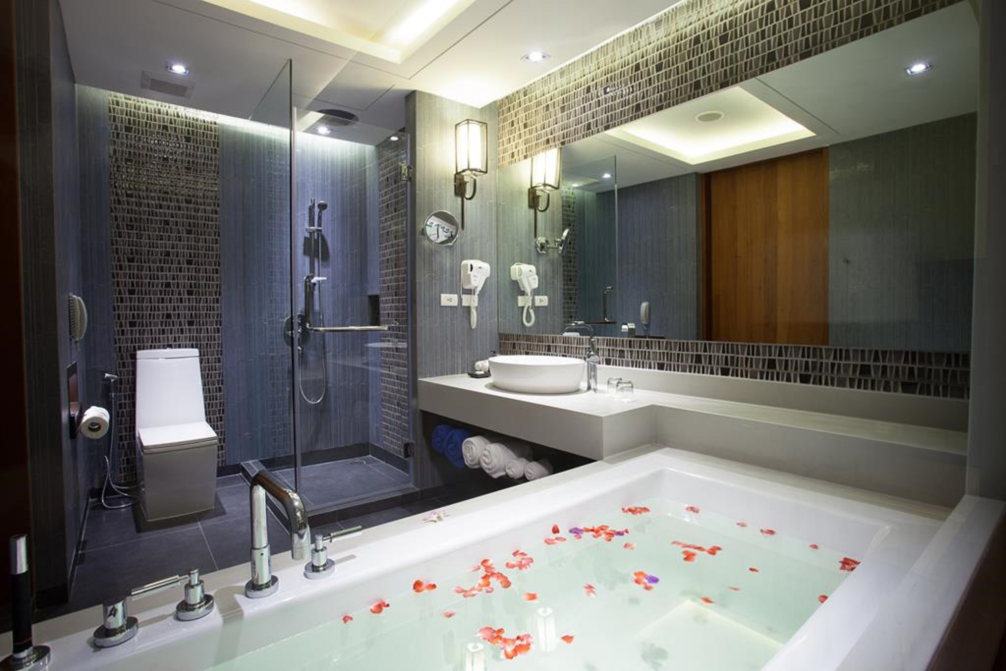 Double or Twin Pool View