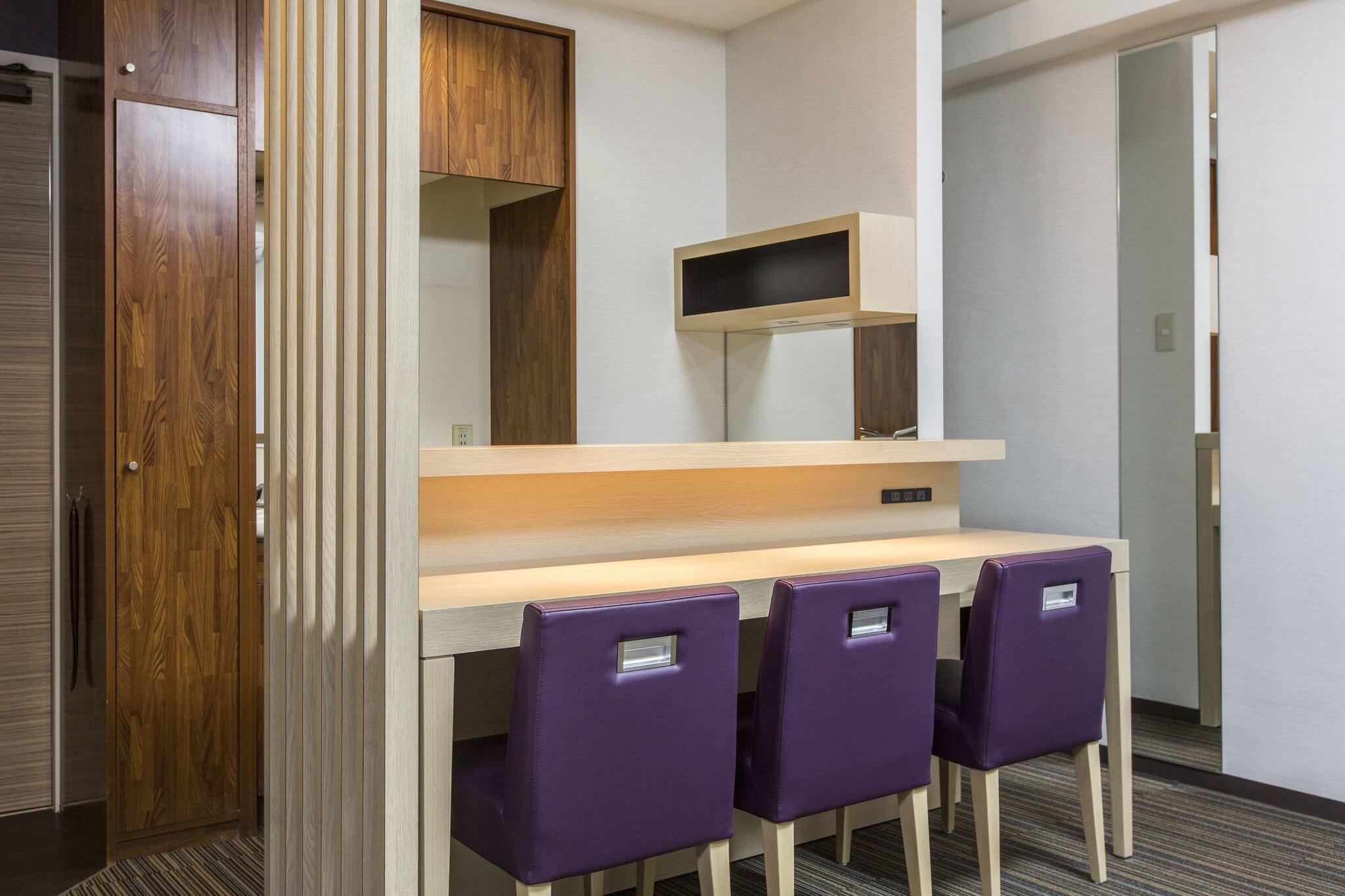 Triple Deluxe Non Smoking