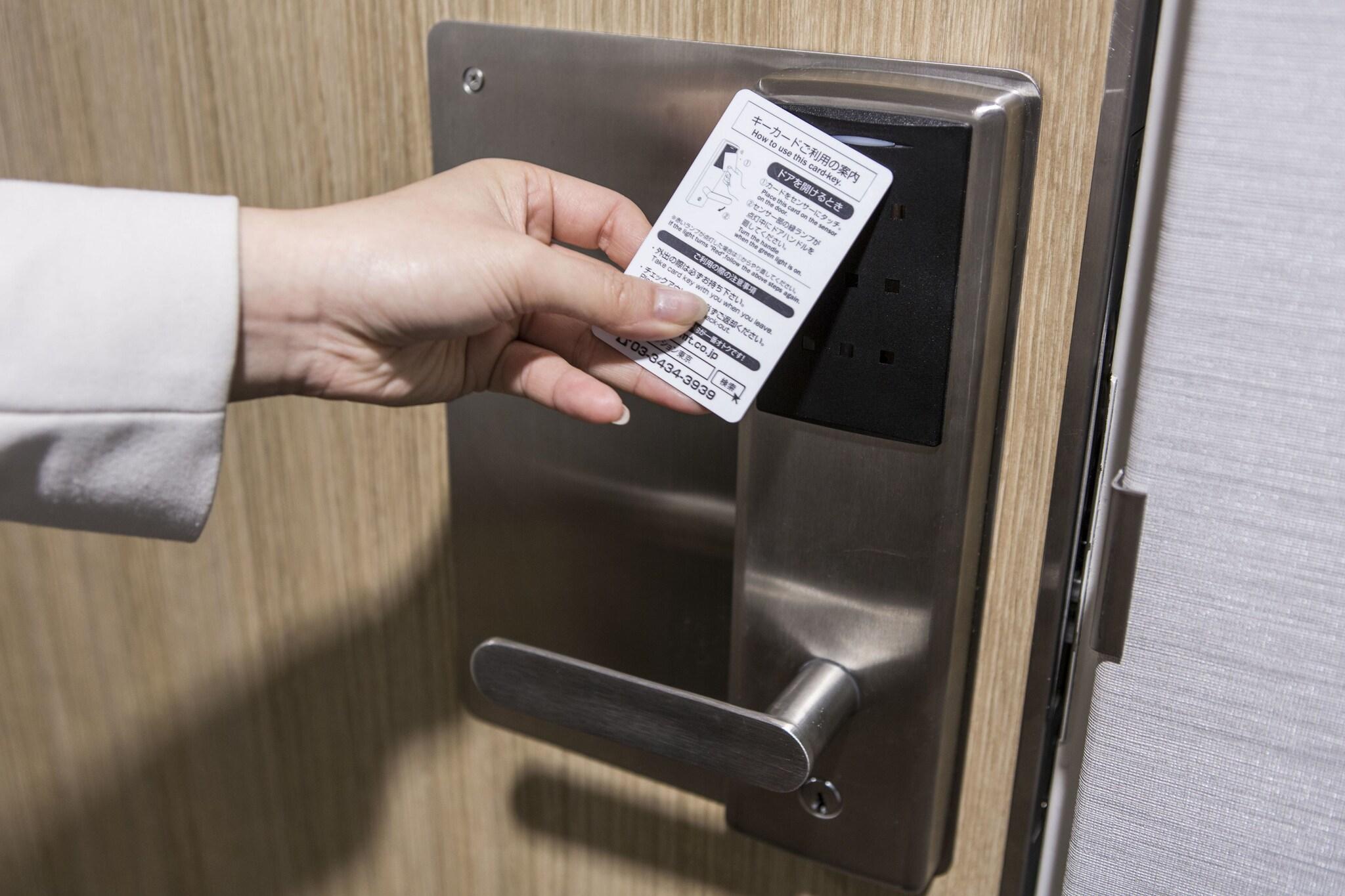 Single Economy Non Smoking