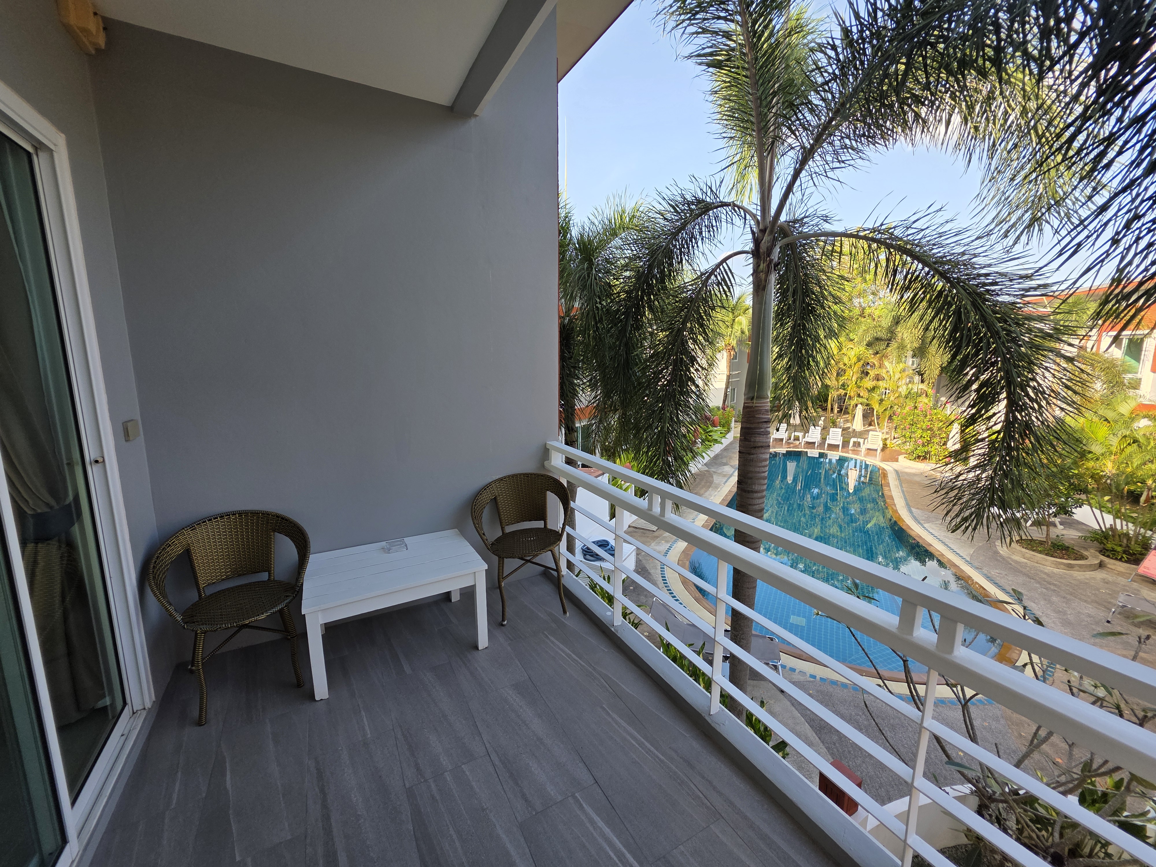 Double Deluxe Pool View