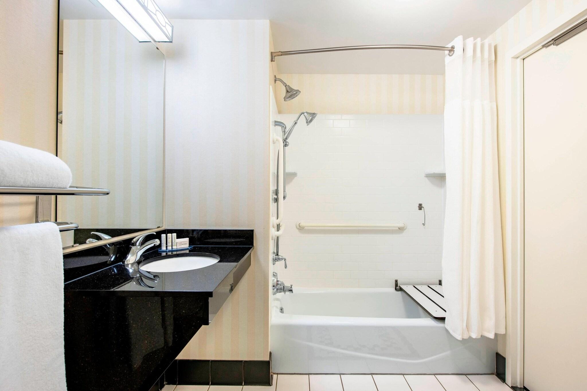 Quadruple Two Queen Beds