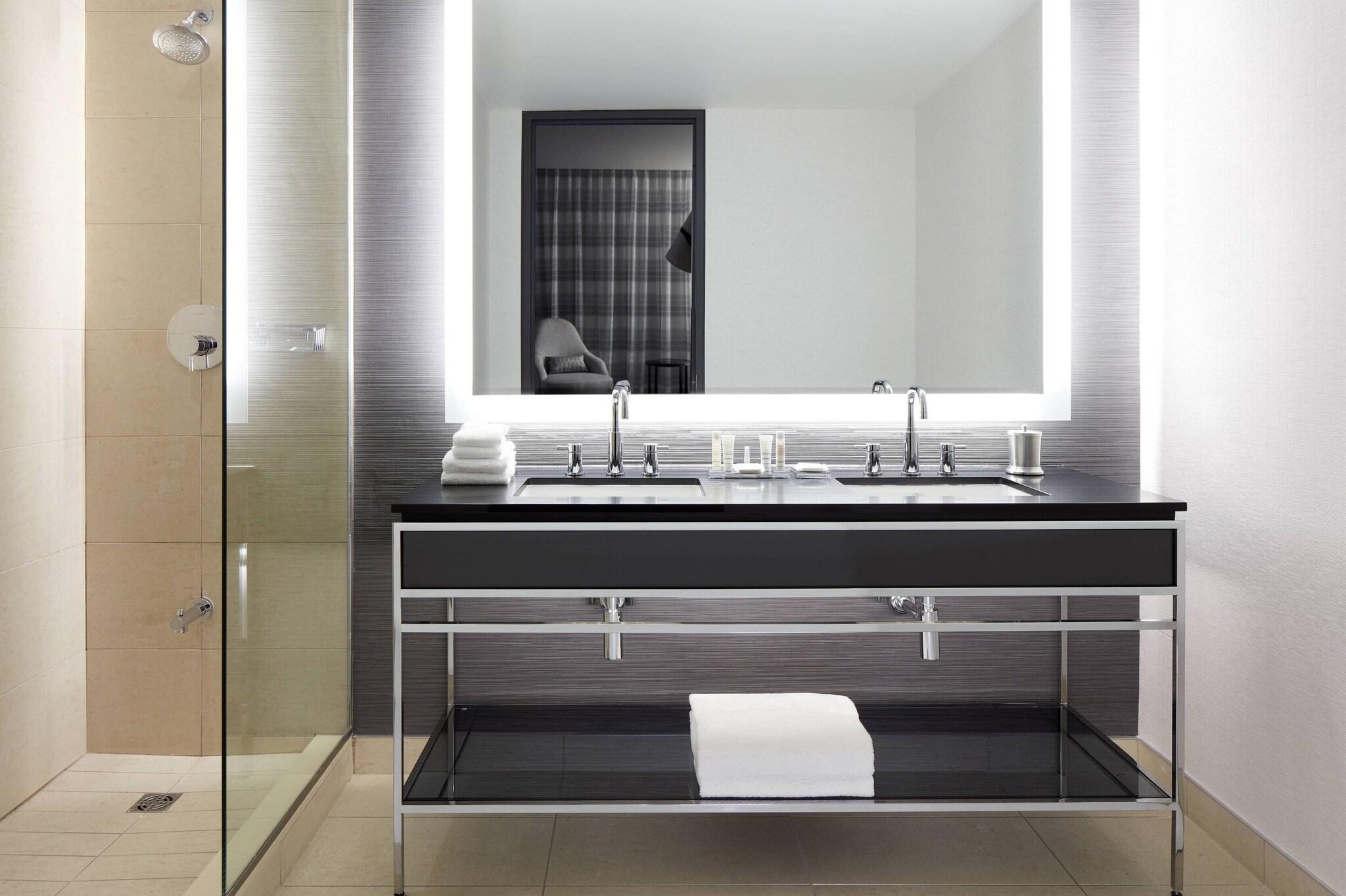 Suite Premier King Bed