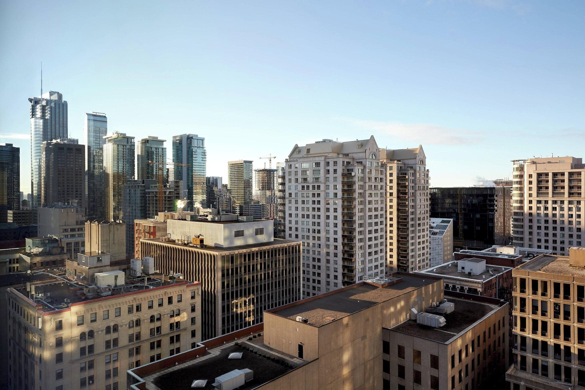 Studio Queen Size Bed